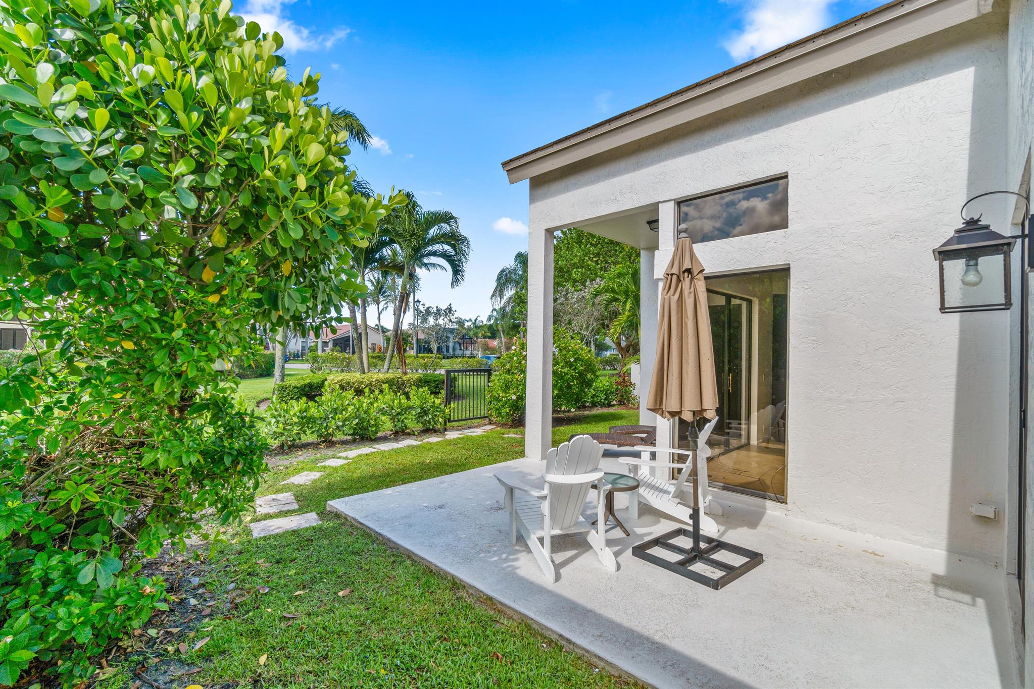 10194 N Lexington Circle