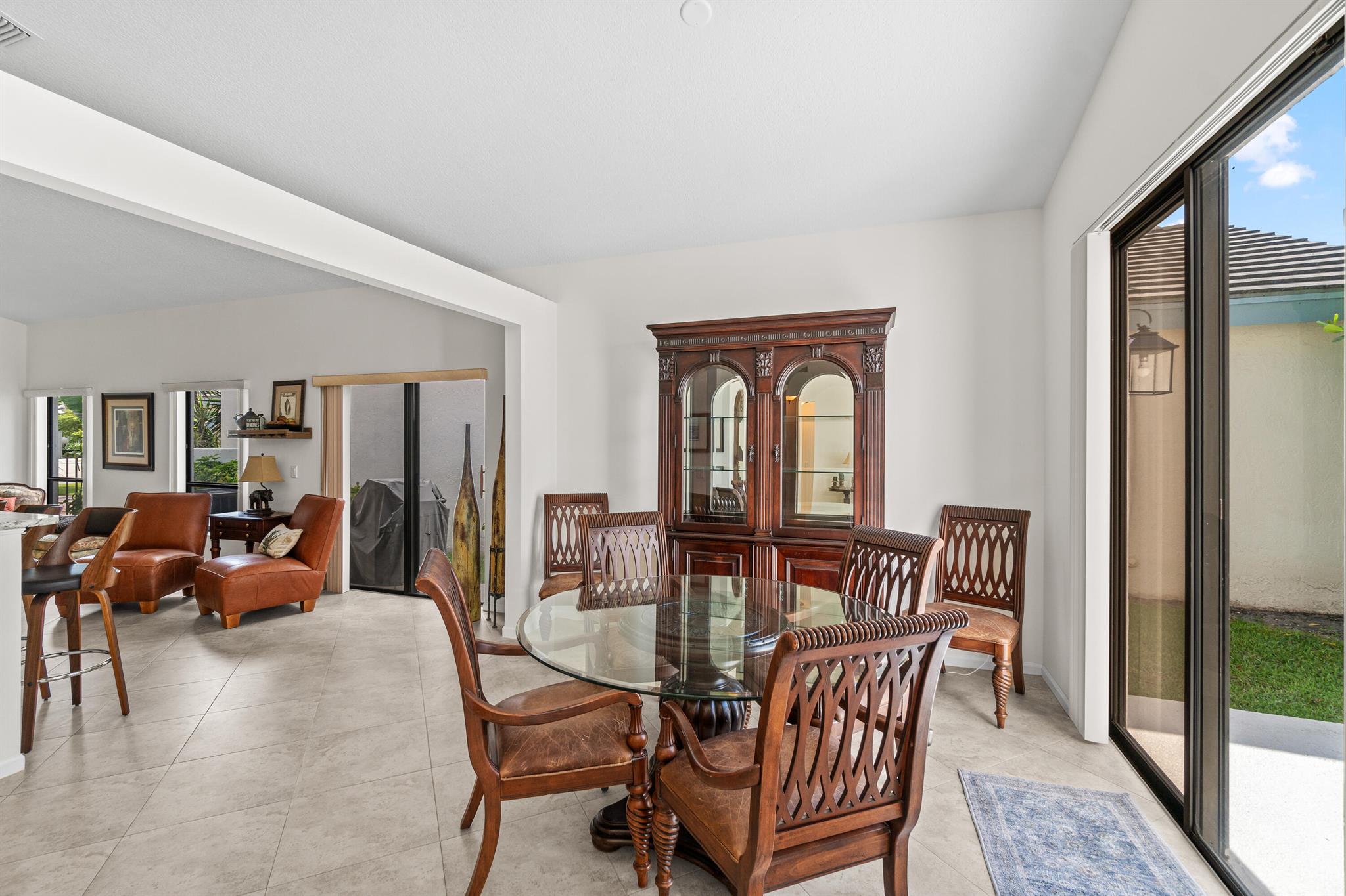 10194 N Lexington Circle