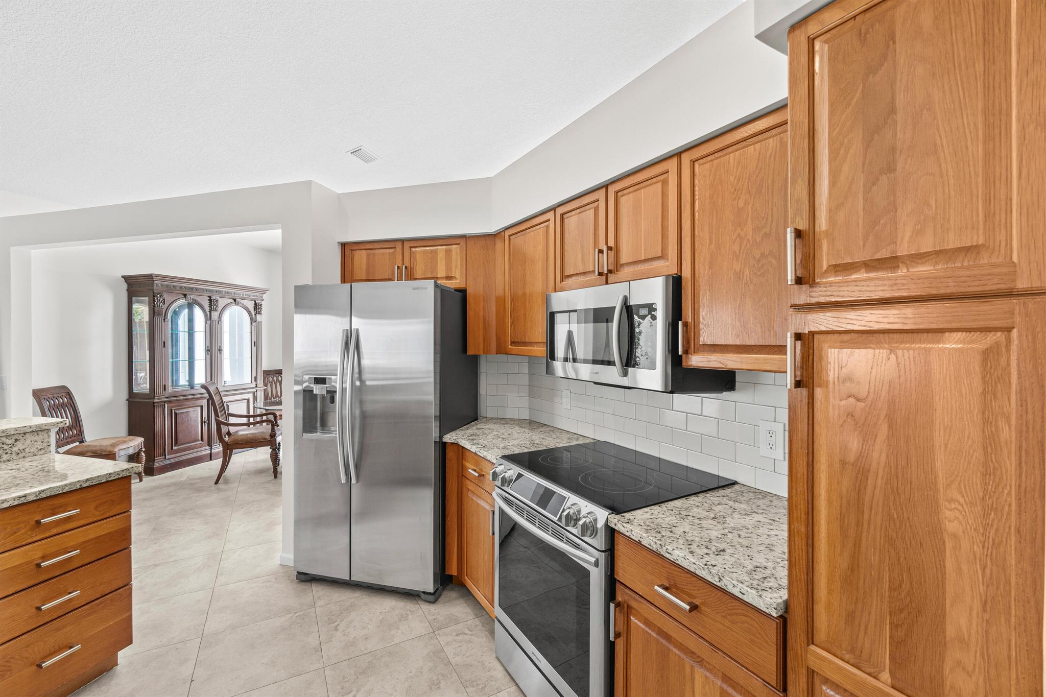 10194 N Lexington Circle