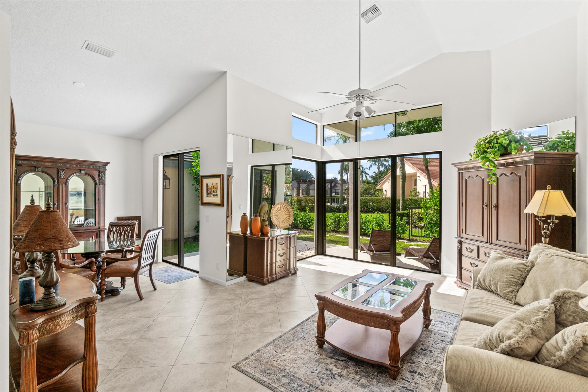 10194 N Lexington Circle