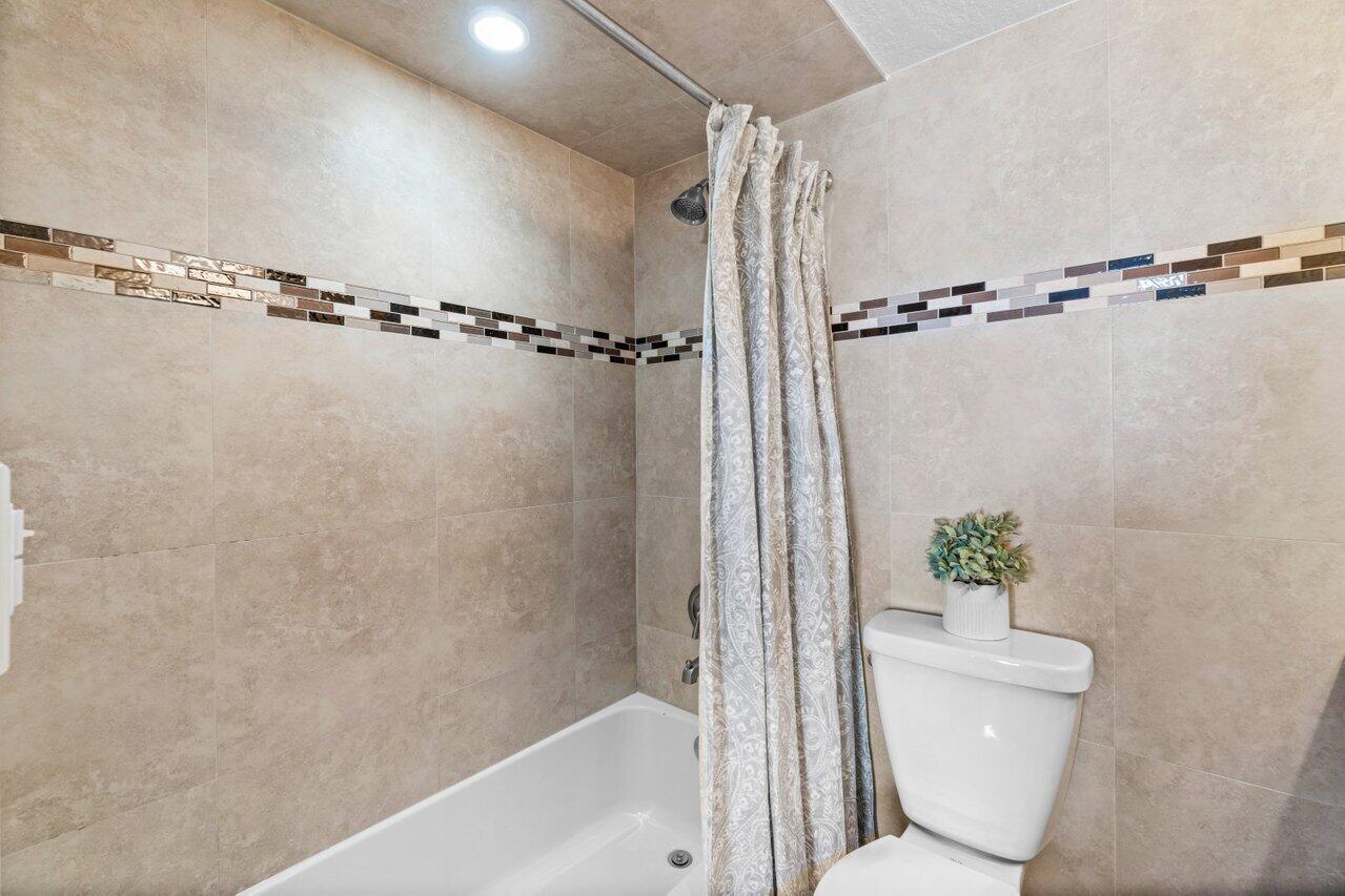 3101 S Ocean 402 Boulevard 402