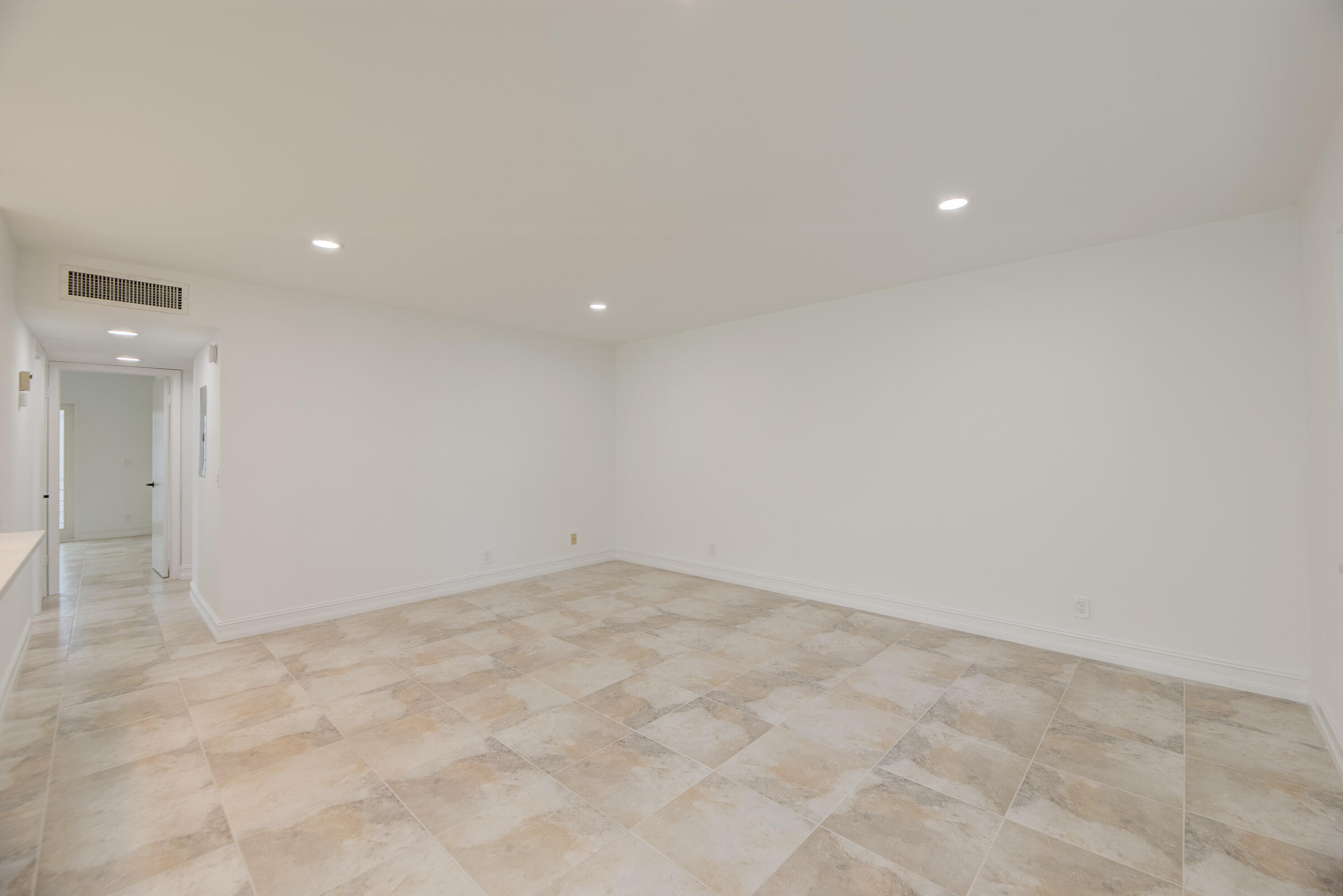 372 Piedmont H