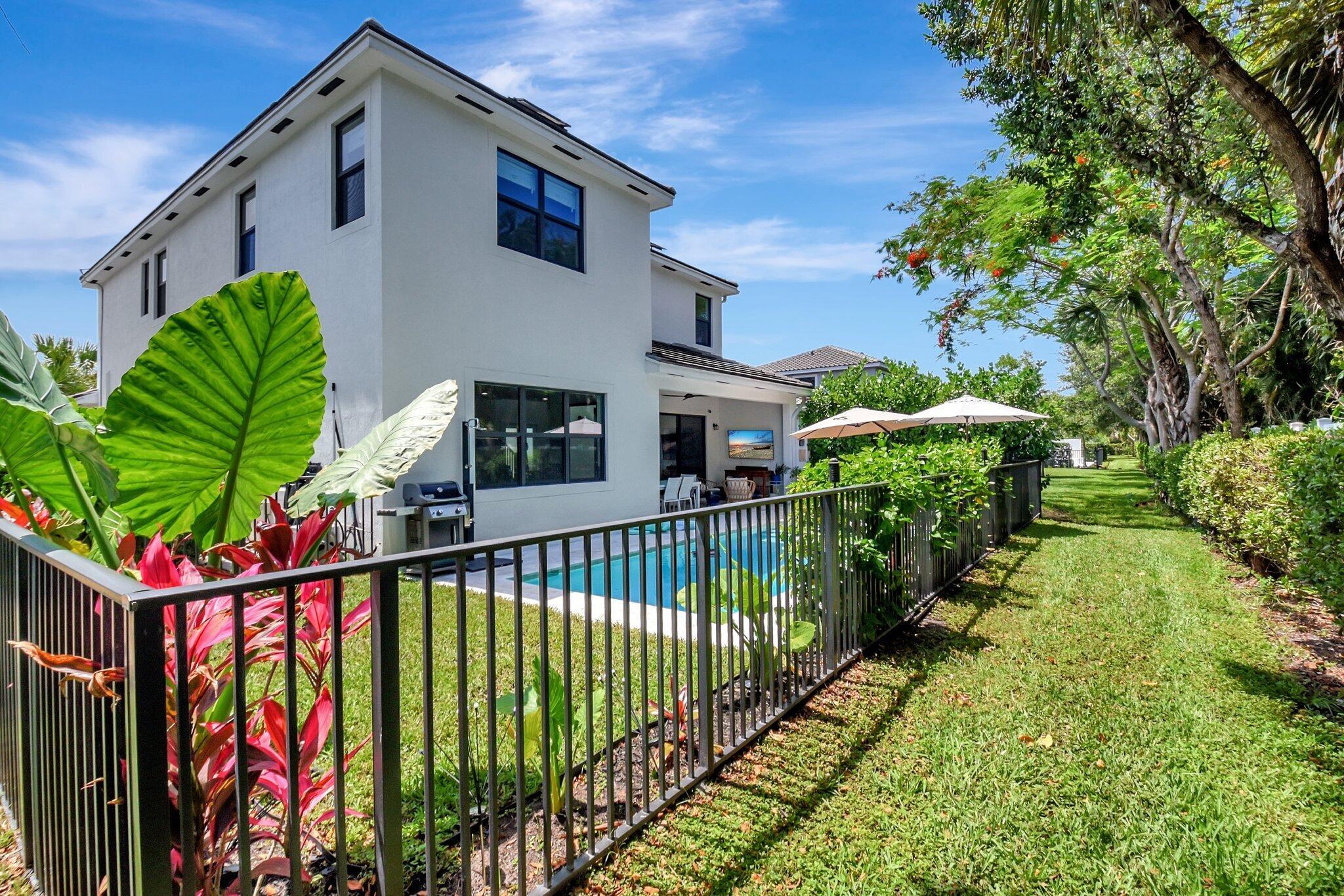 7180 Villamar Way