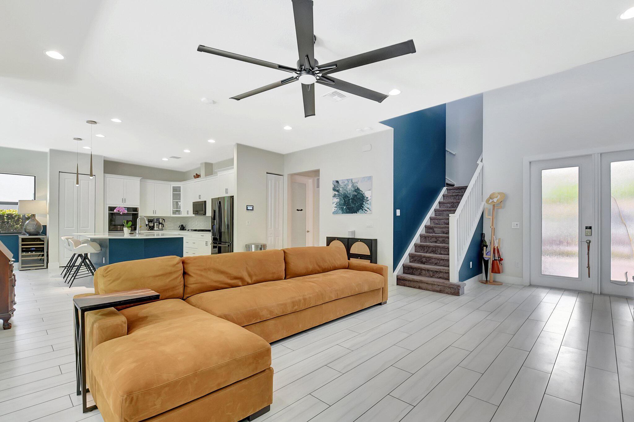 7180 Villamar Way