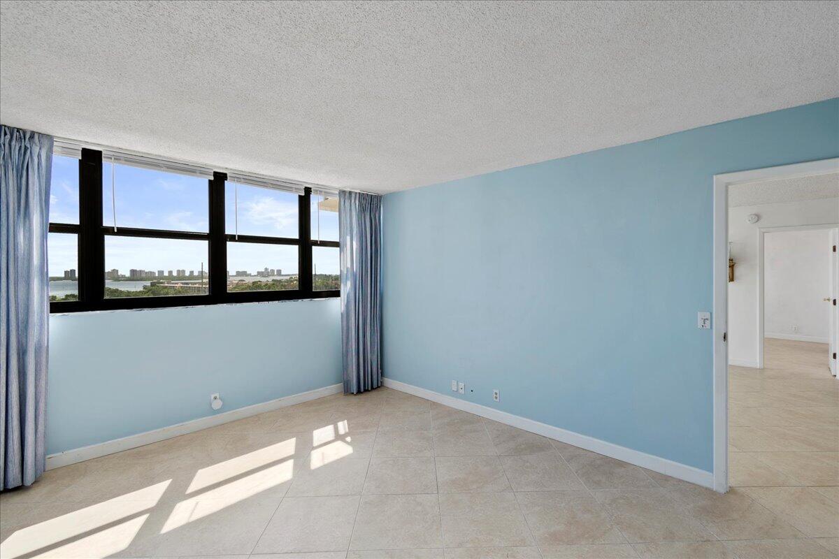 336 Golfview Road 1009