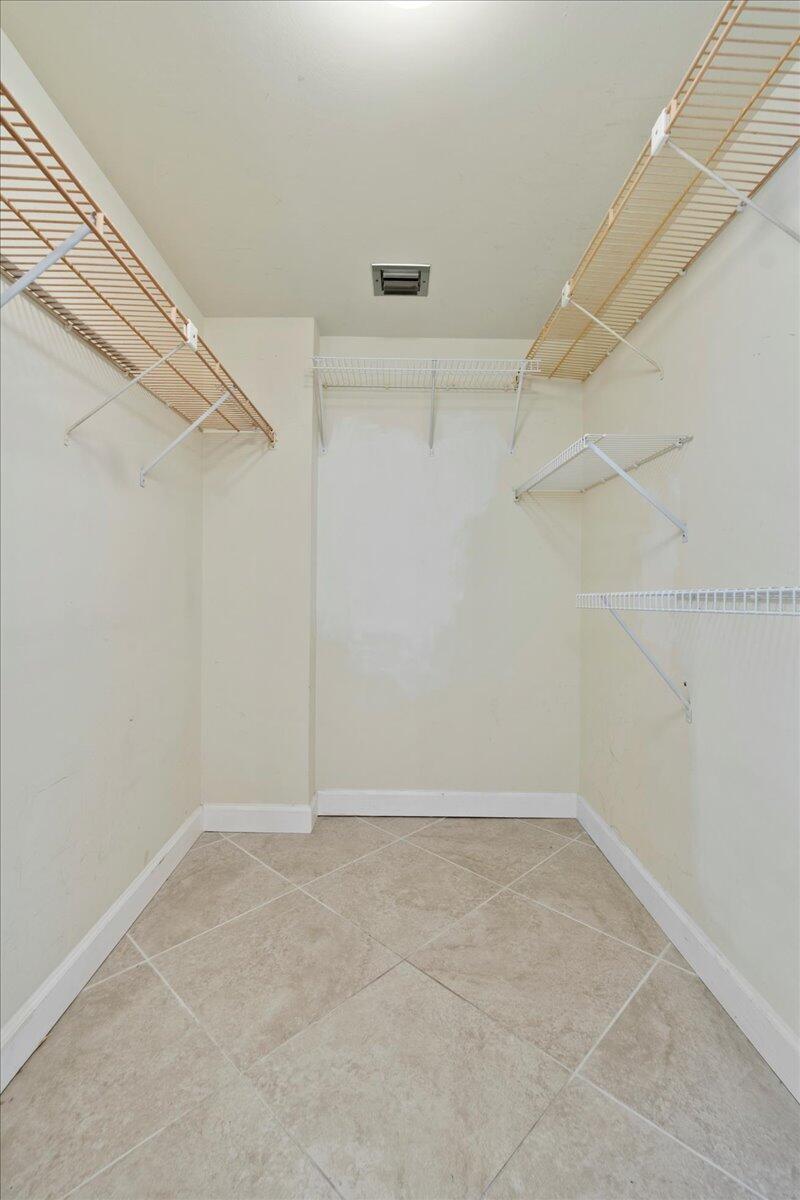 336 Golfview Road 1009