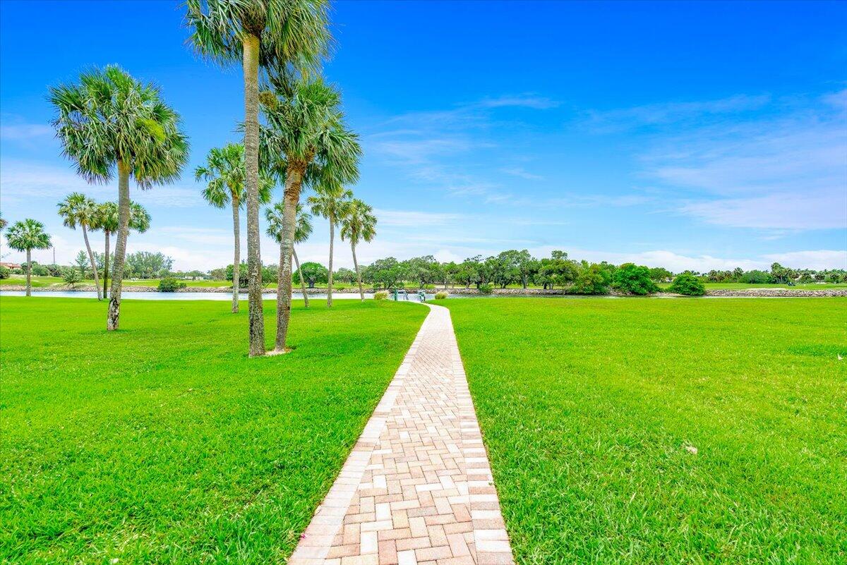 336 Golfview Road 1009