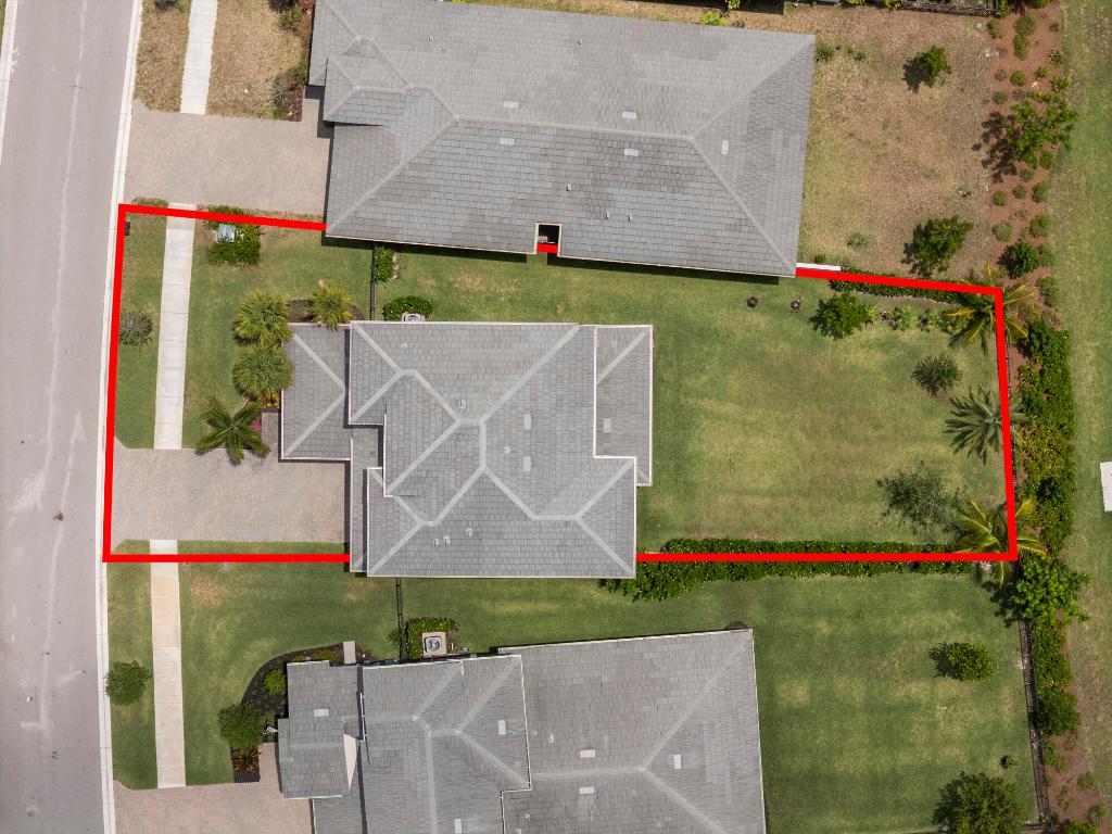 19486 Broad Shore Walk