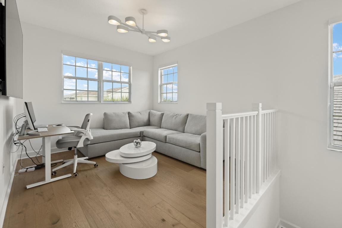 19486 Broad Shore Walk