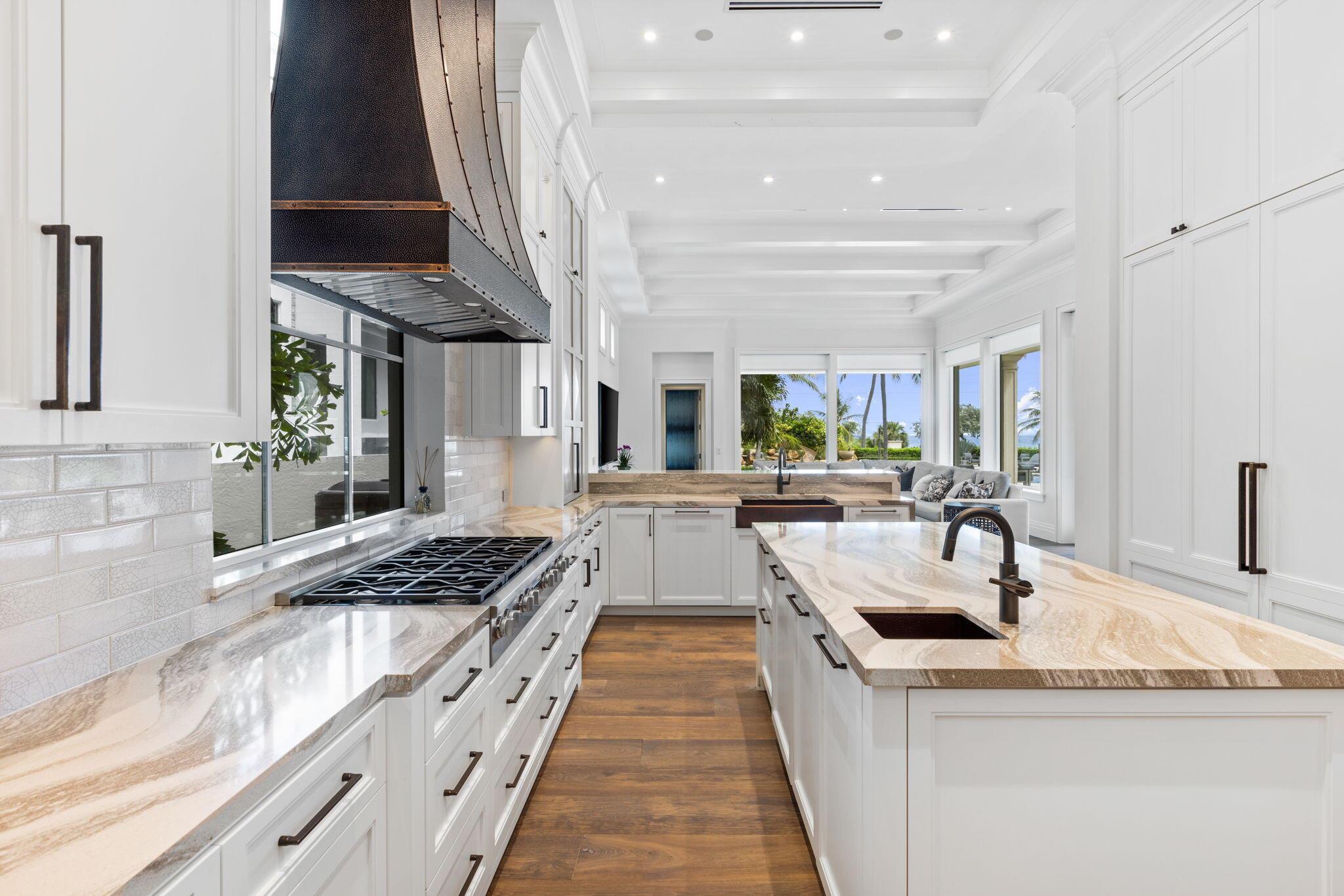 526 N Ocean Boulevard