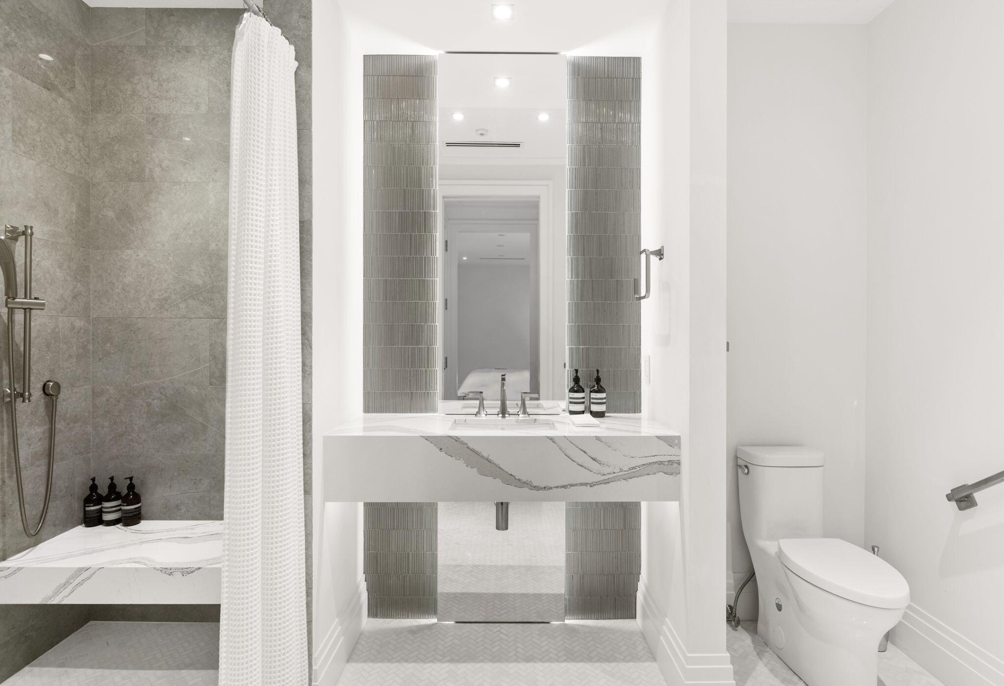 526 N Ocean Boulevard