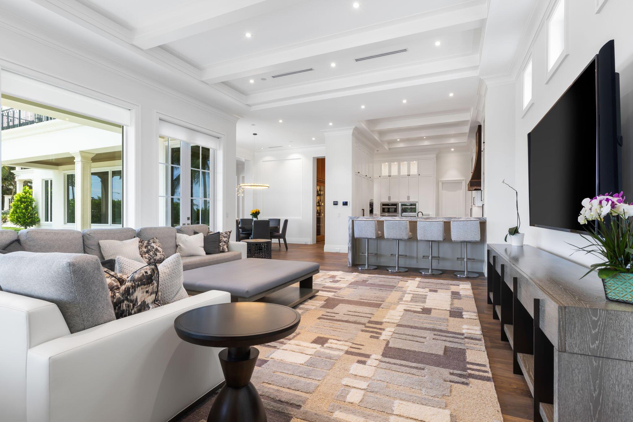 526 N Ocean Boulevard