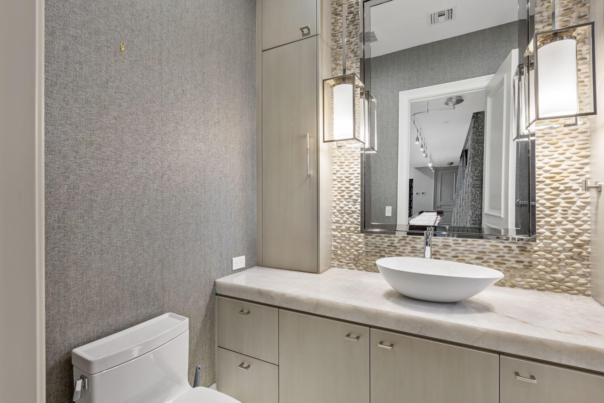 526 N Ocean Boulevard