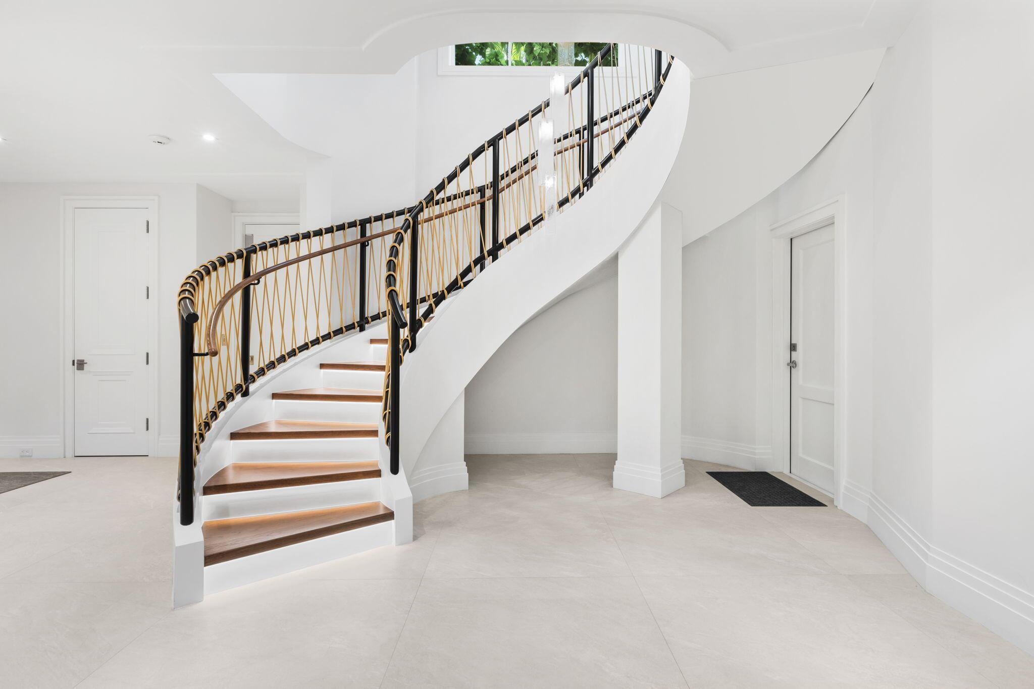 526 N Ocean Boulevard