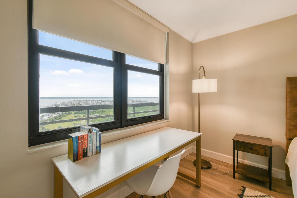 9650 S Ocean Drive 1604