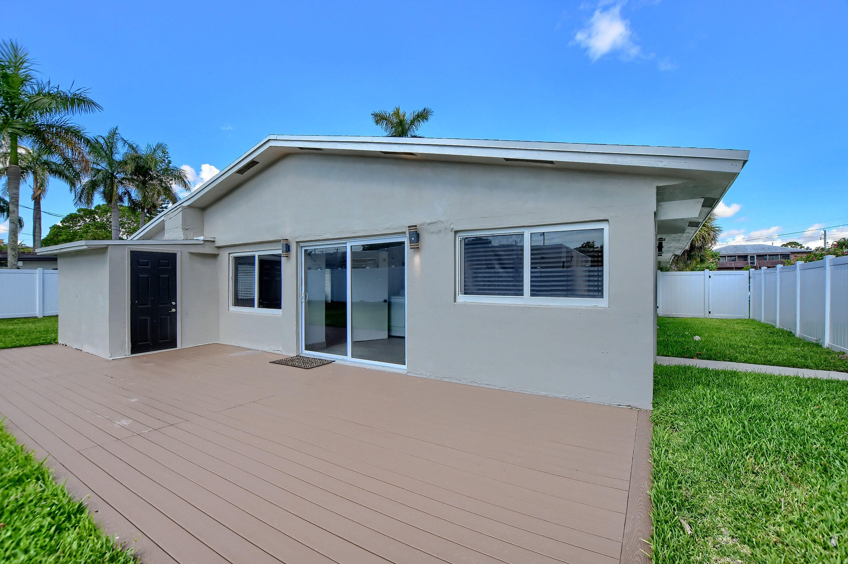126 NW 3rd Court