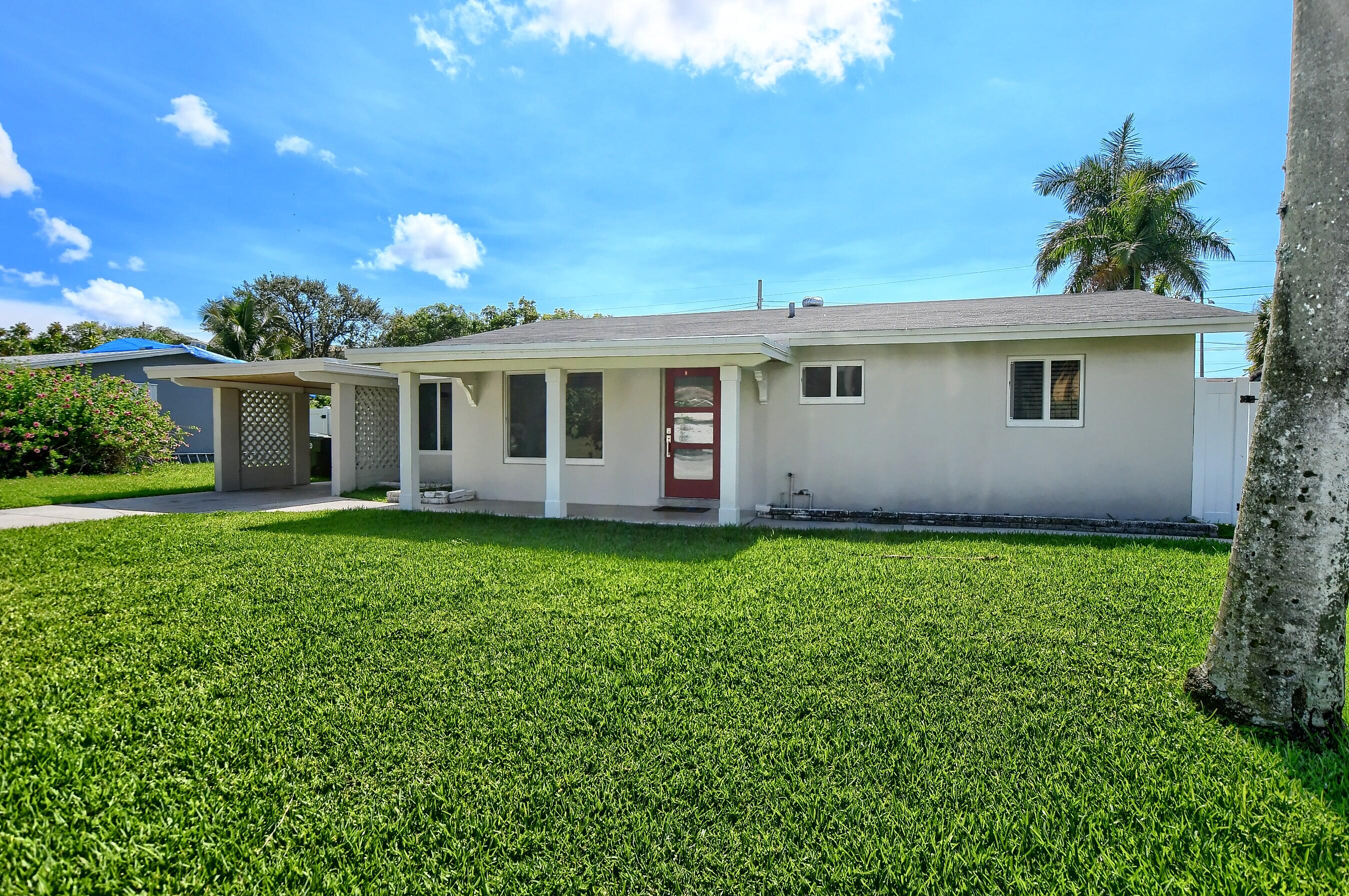 126 NW 3rd Court
