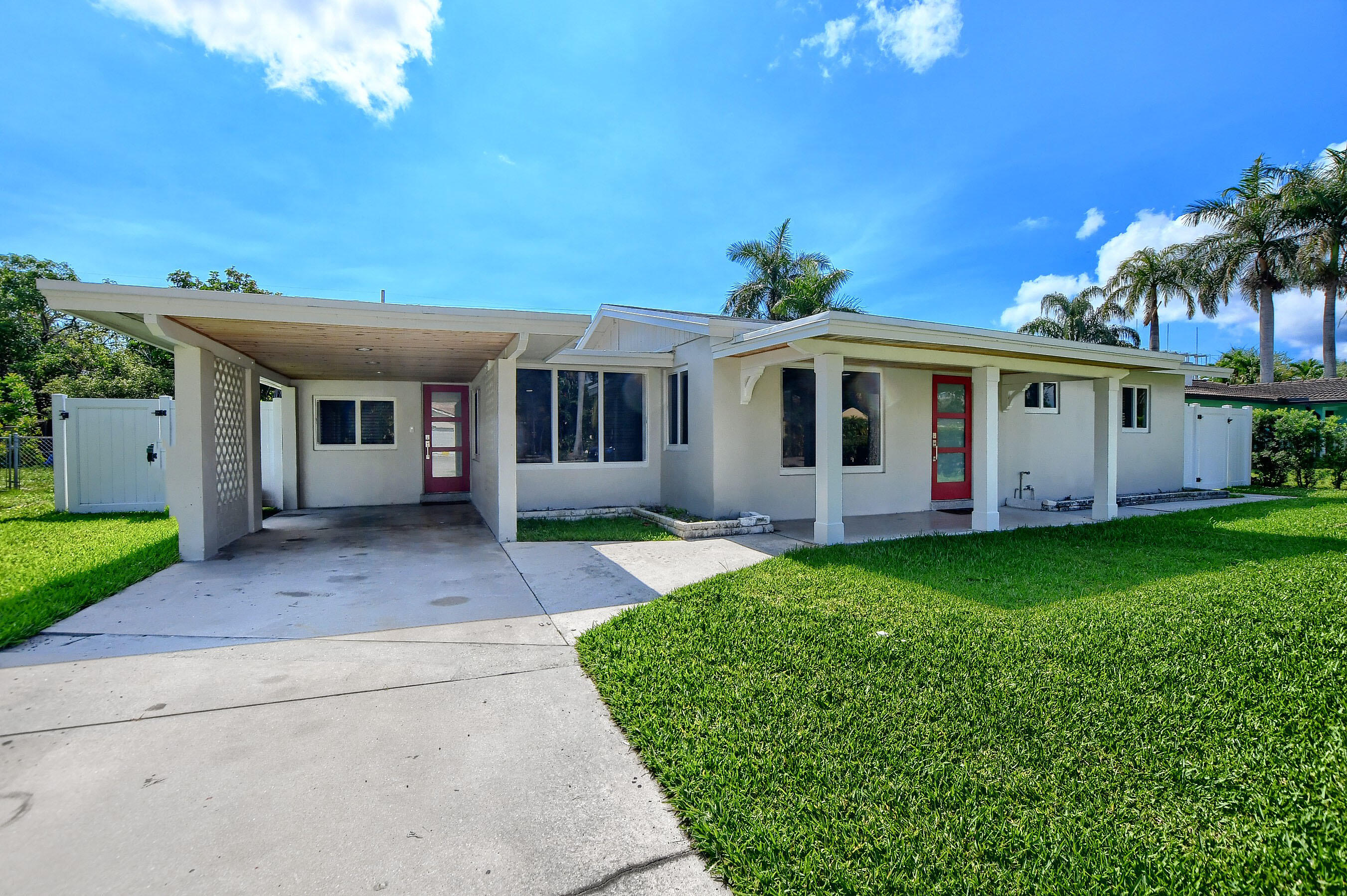 126 NW 3rd Court