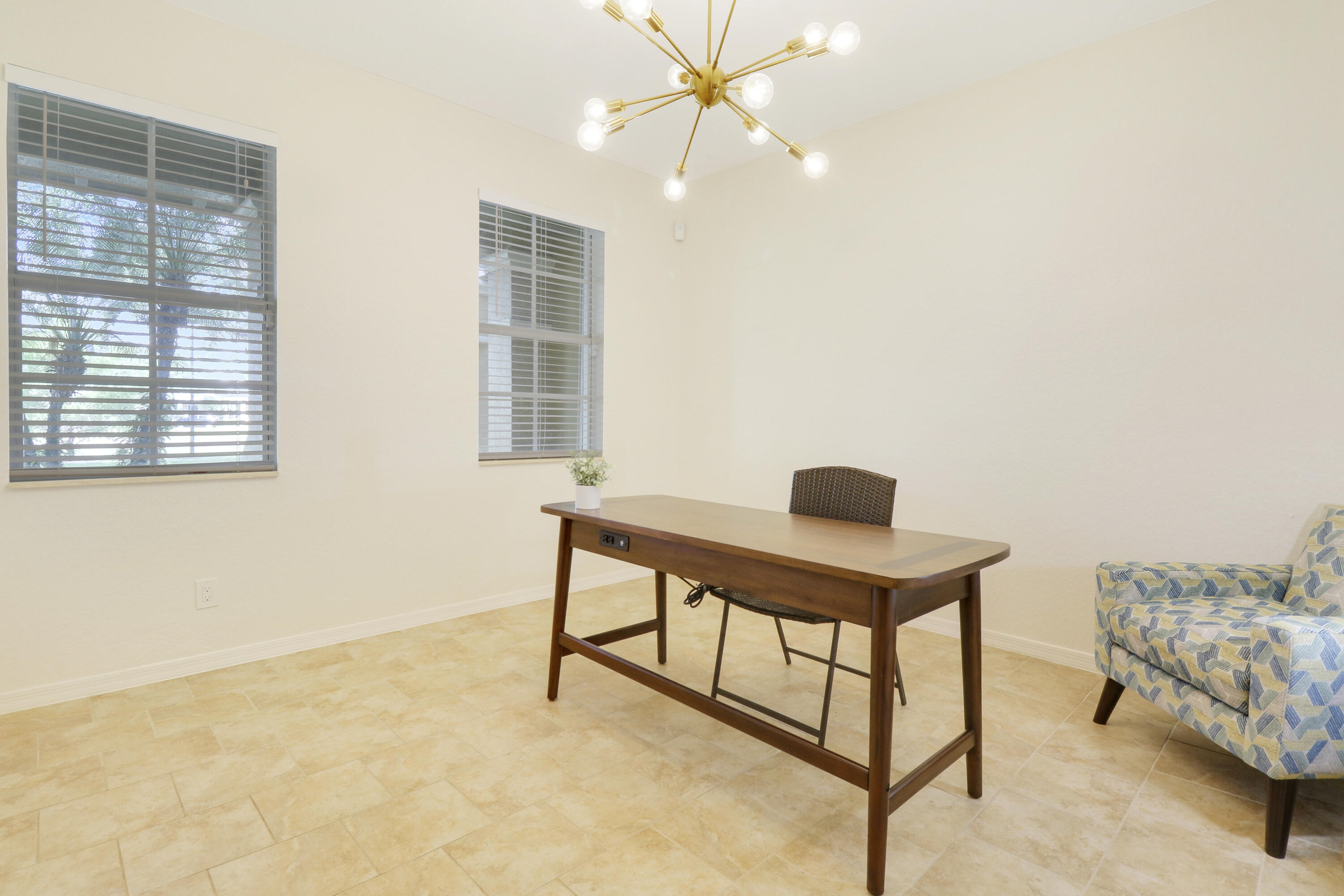 123 E Thatch Palm Circle