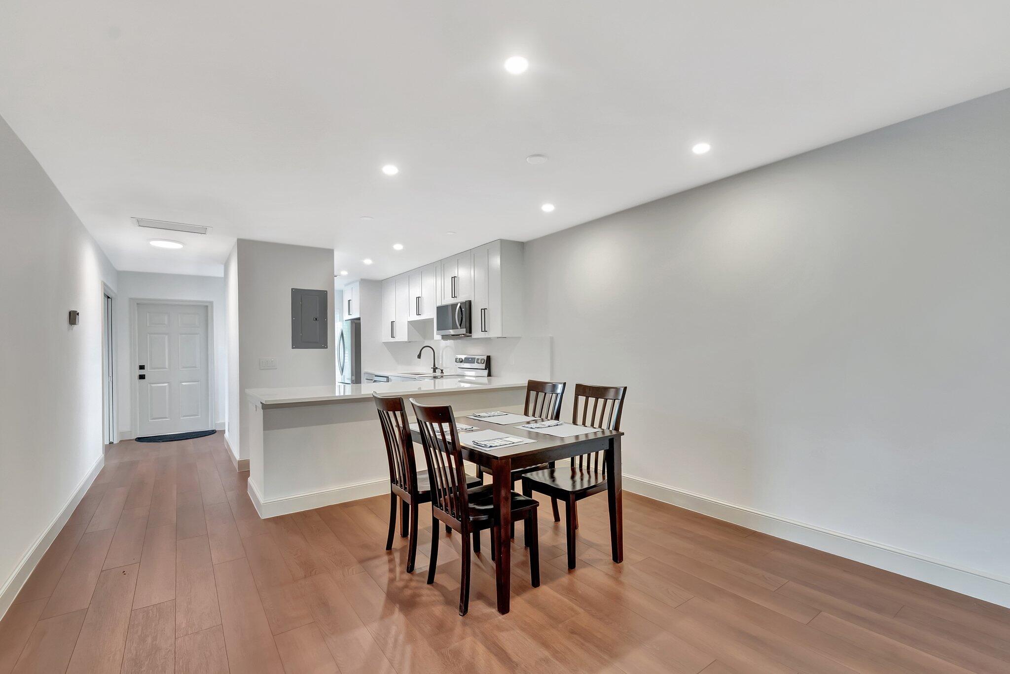 1140 Mahogany Way 204