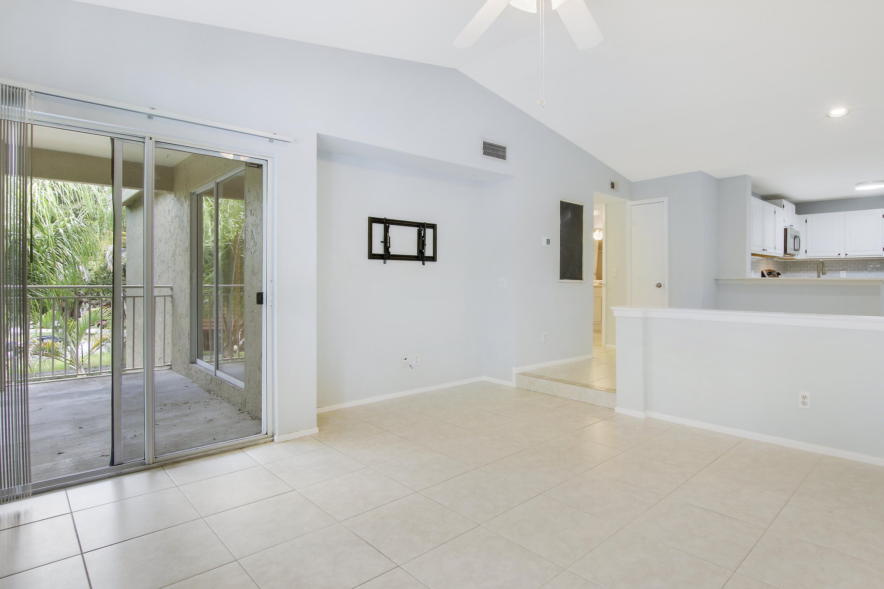 1780 Palm Cove Boulevard 6-303