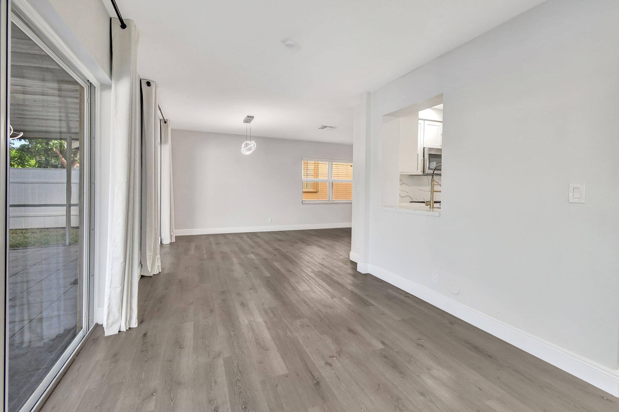 10104 Country Brook Road