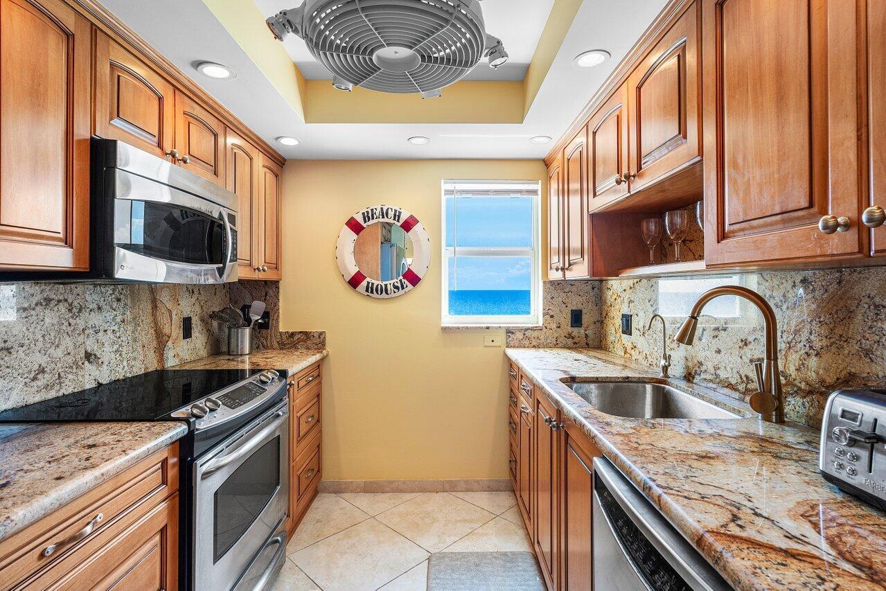 4505 S Ocean Boulevard 907