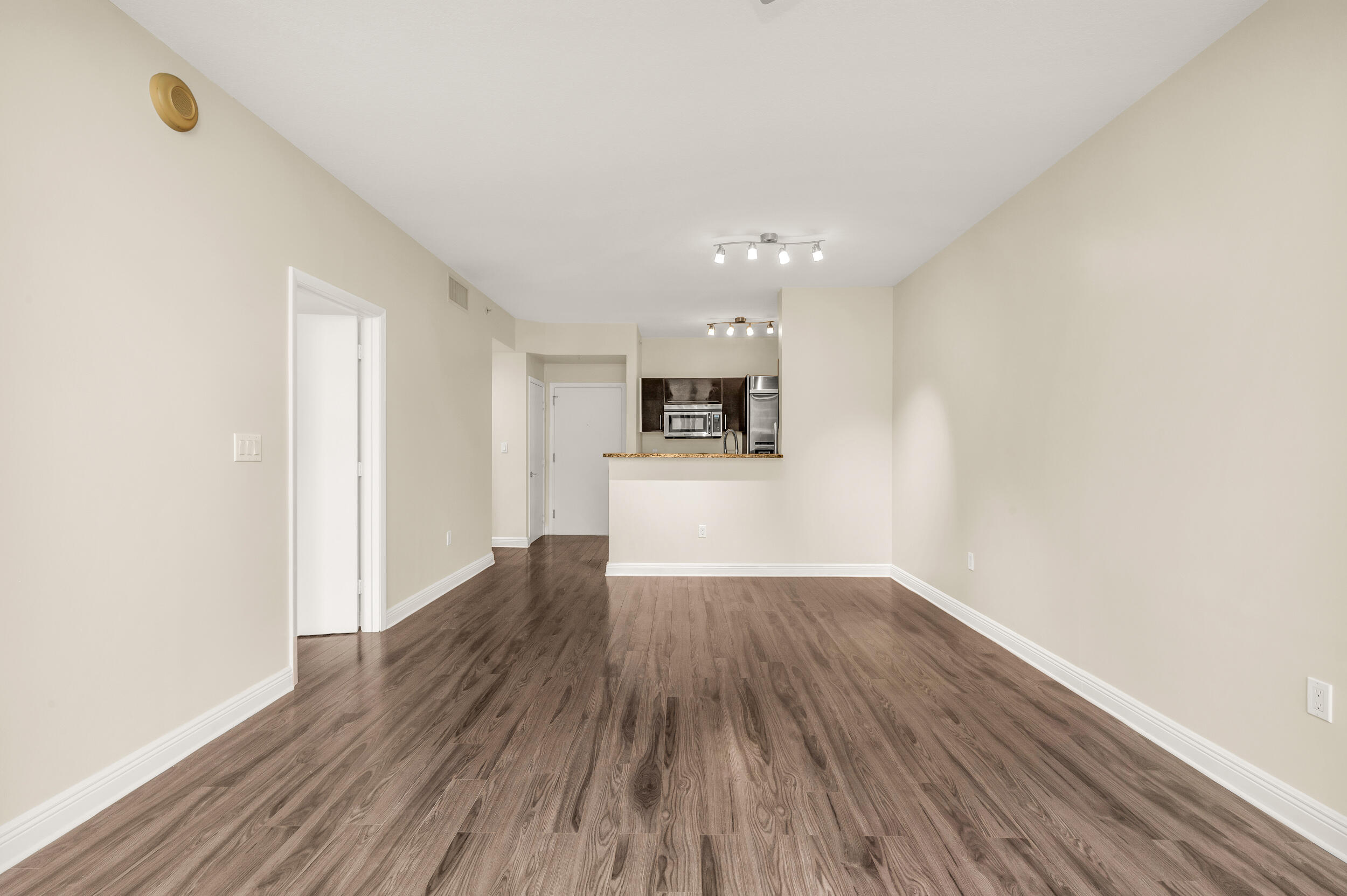 550 Okeechobee Boulevard 716