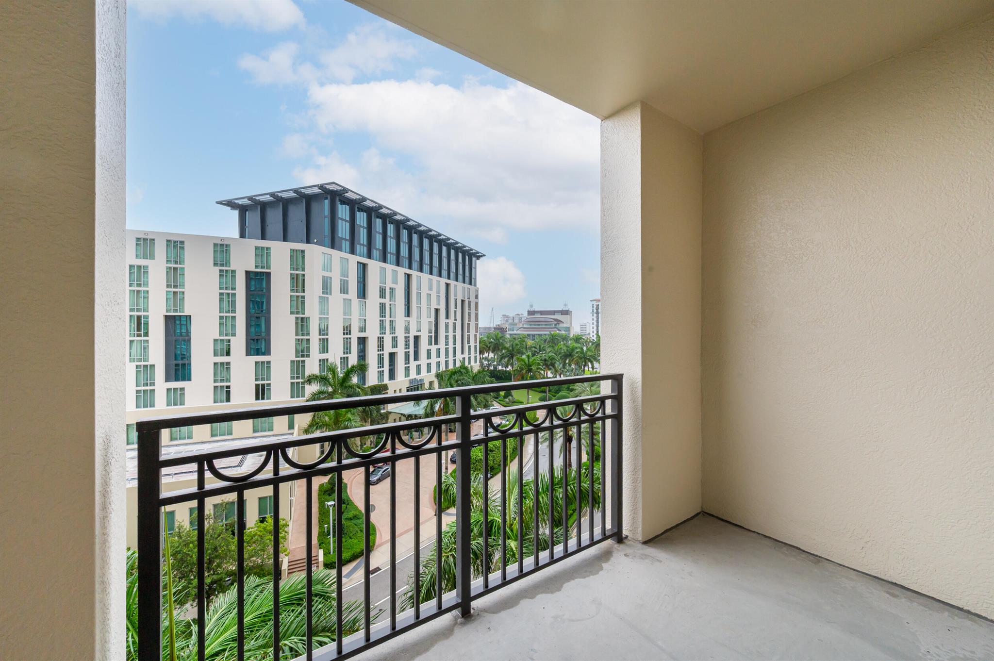 550 Okeechobee Boulevard 716