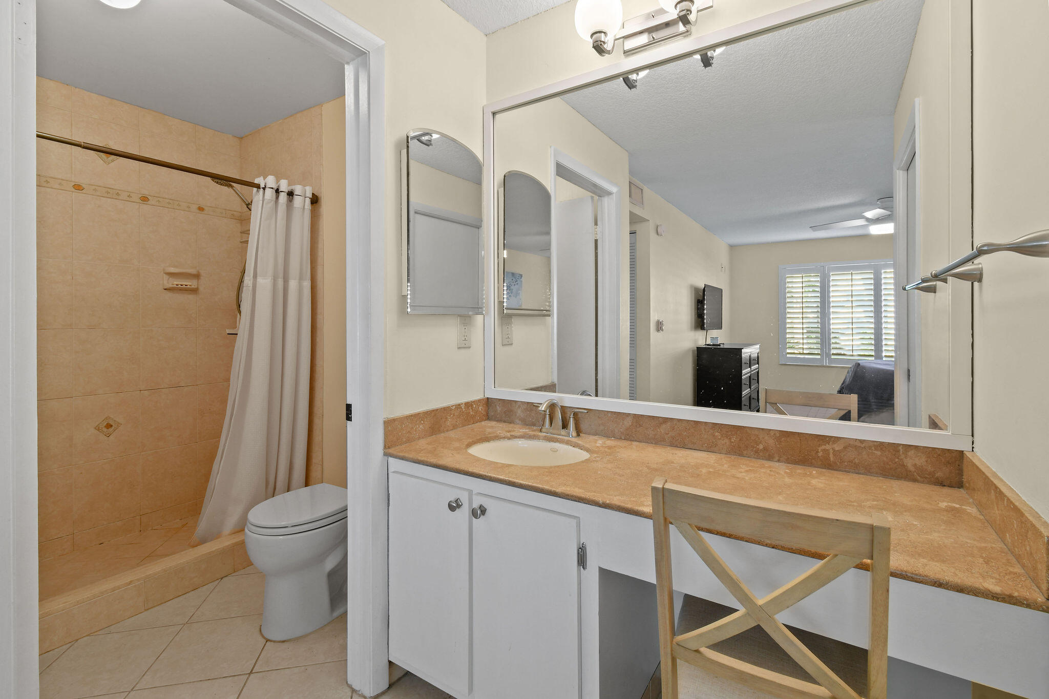 1102 Duncan Circle 102