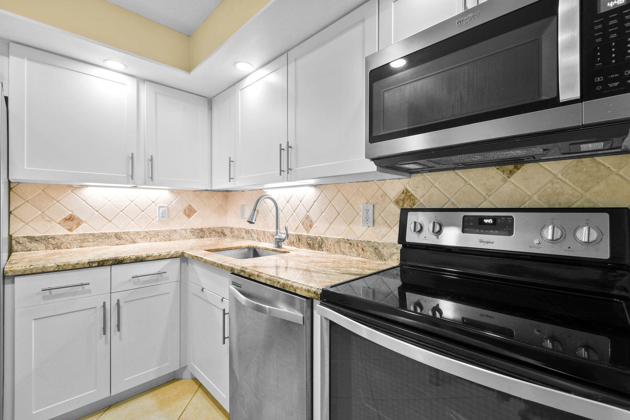 1102 Duncan Circle 102