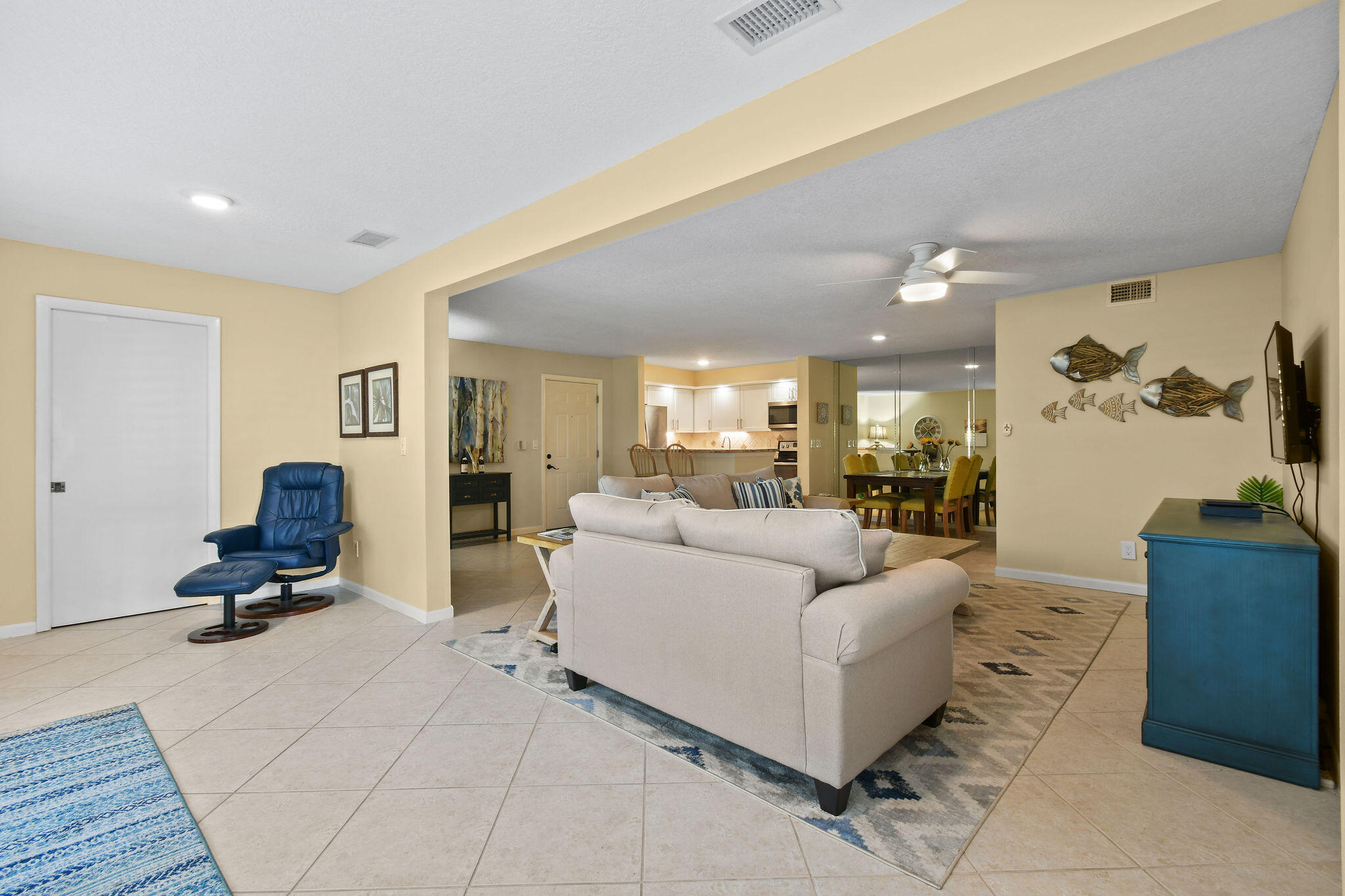 1102 Duncan Circle 102