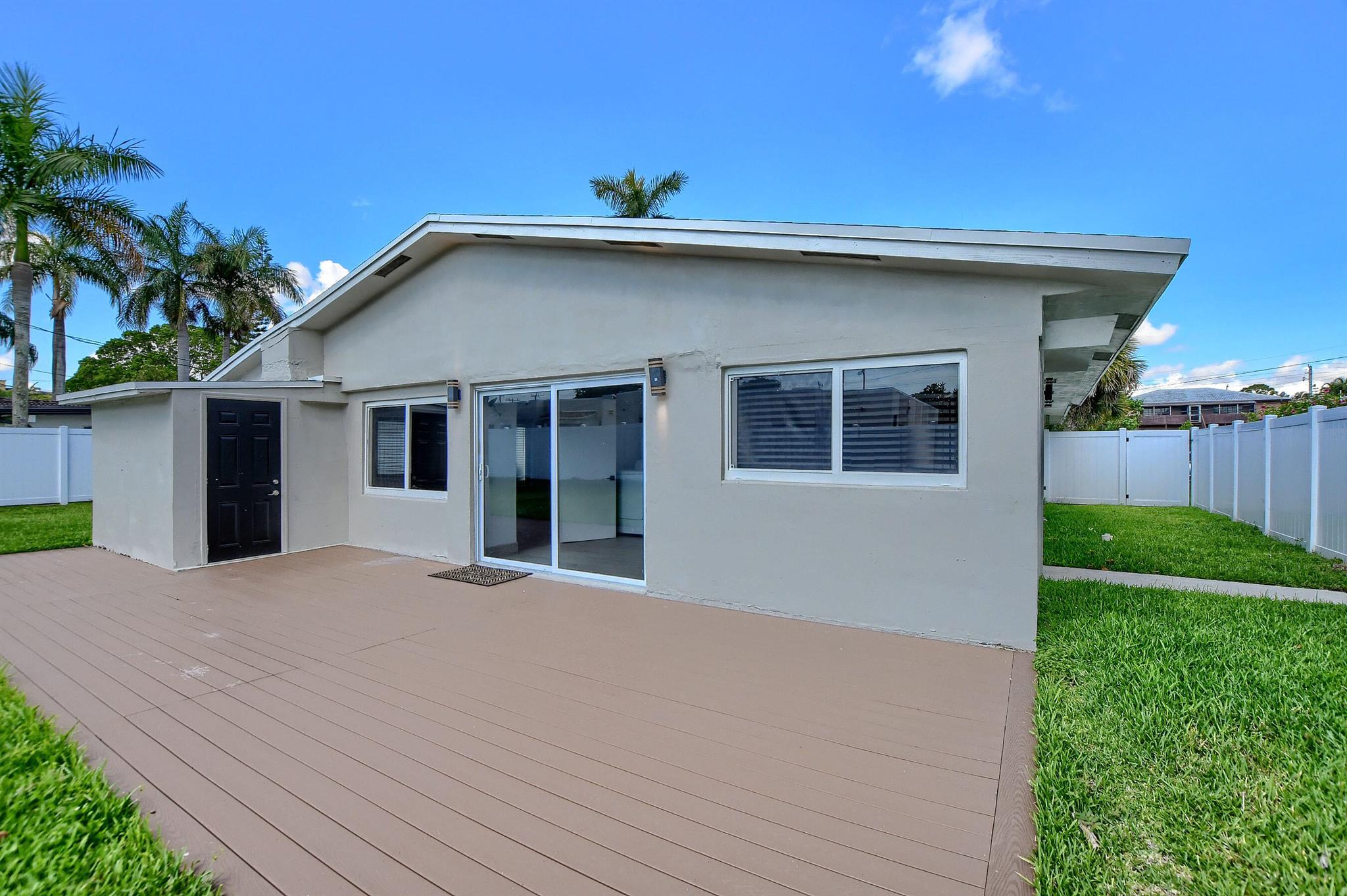126 NW 3rd Court