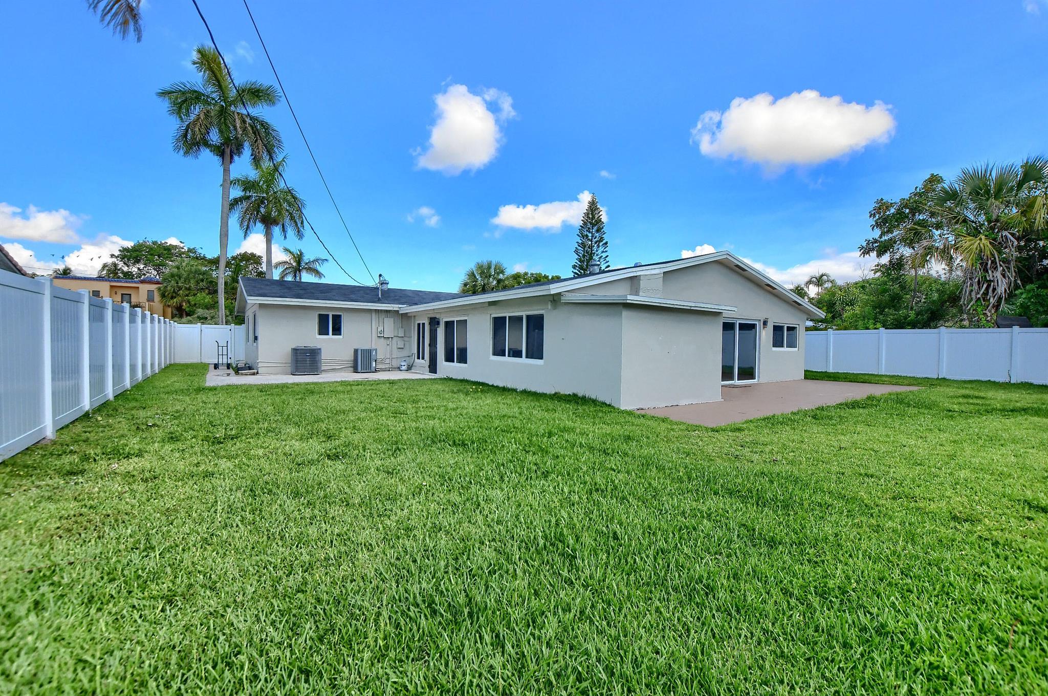 126 NW 3rd Court