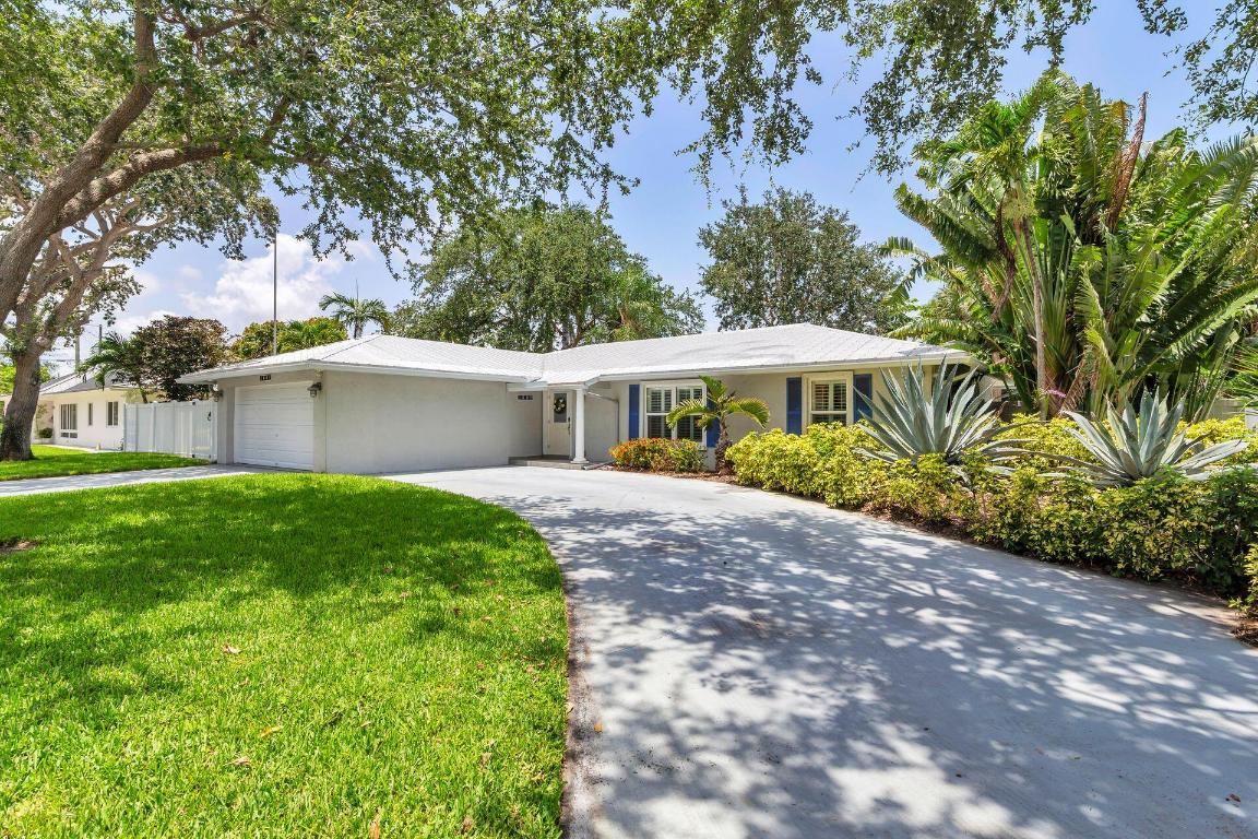 1601 Arlington Drive