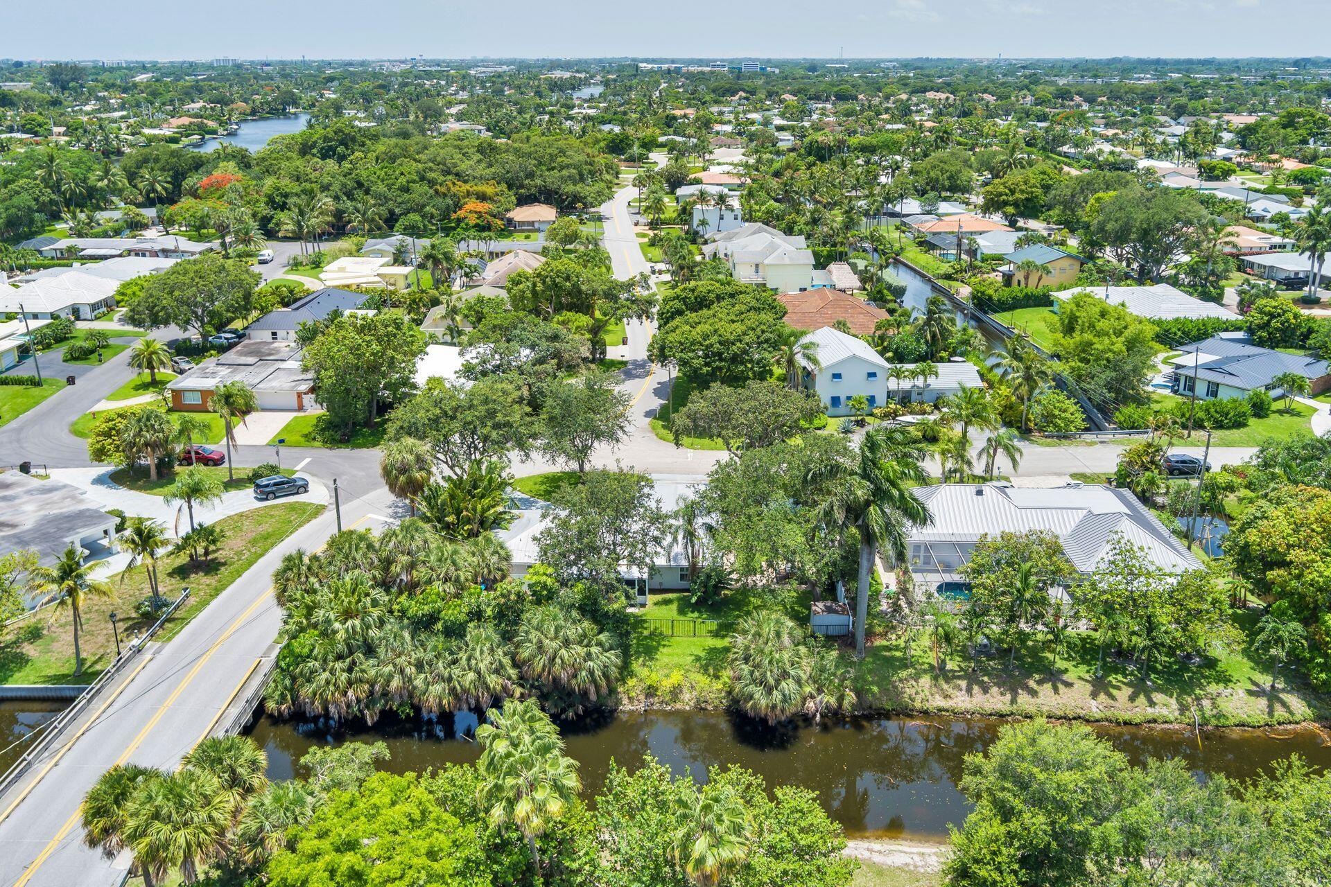 1601 Arlington Drive