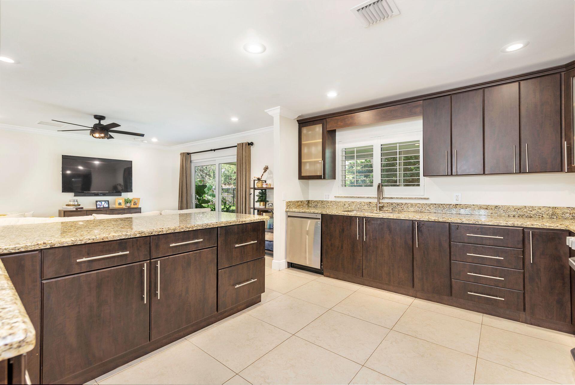 1601 Arlington Drive