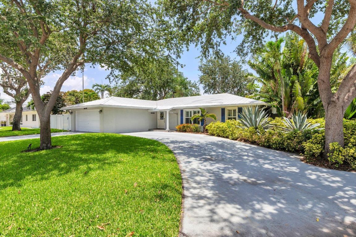 1601 Arlington Drive