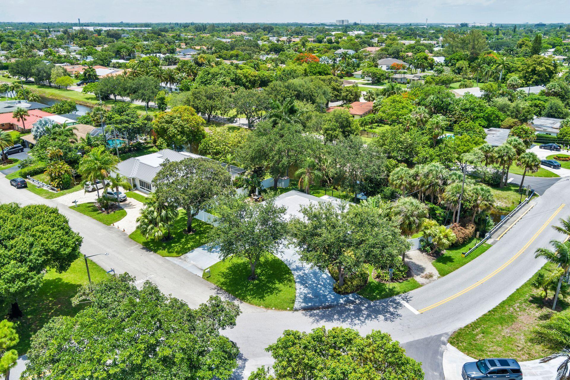 1601 Arlington Drive