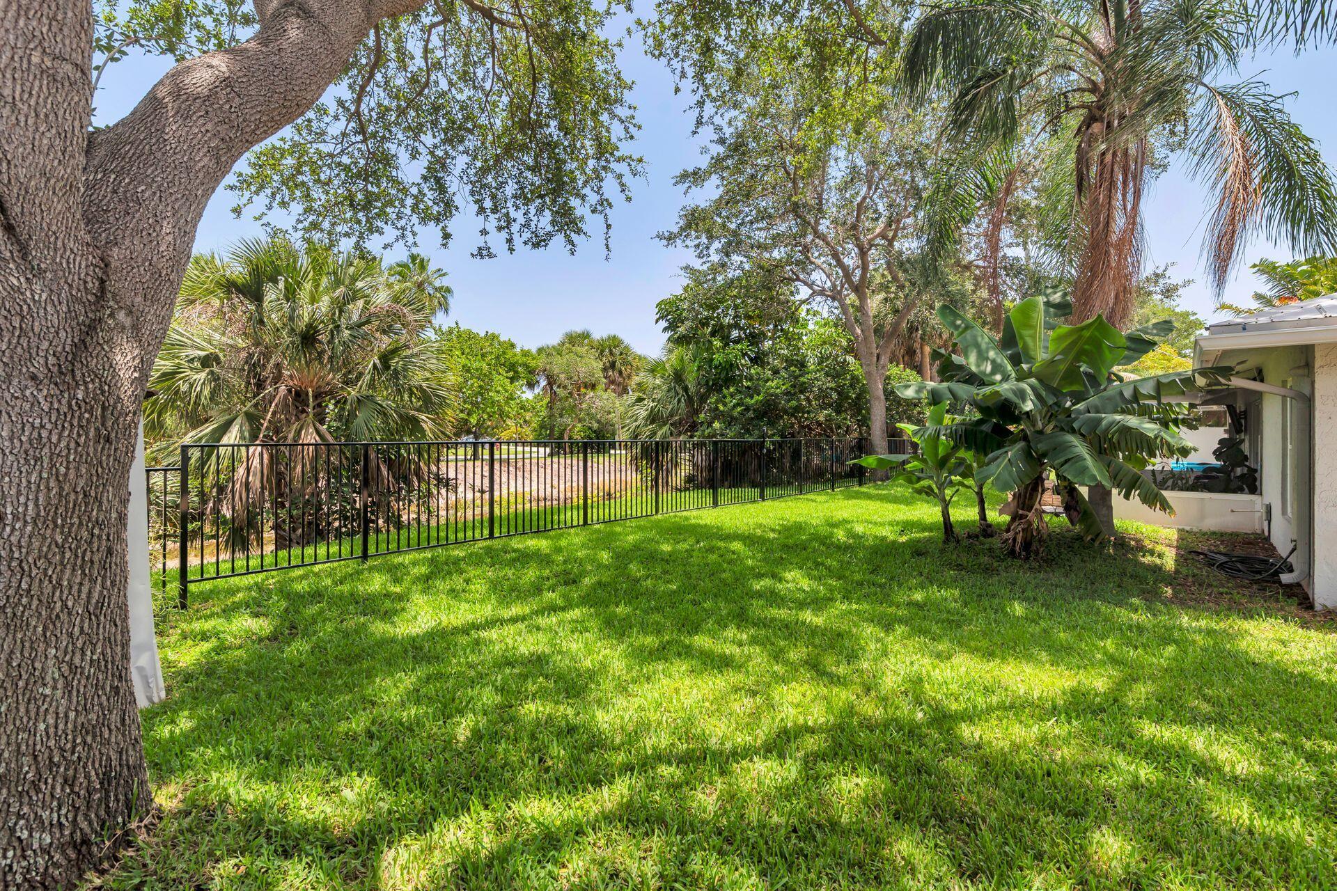 1601 Arlington Drive