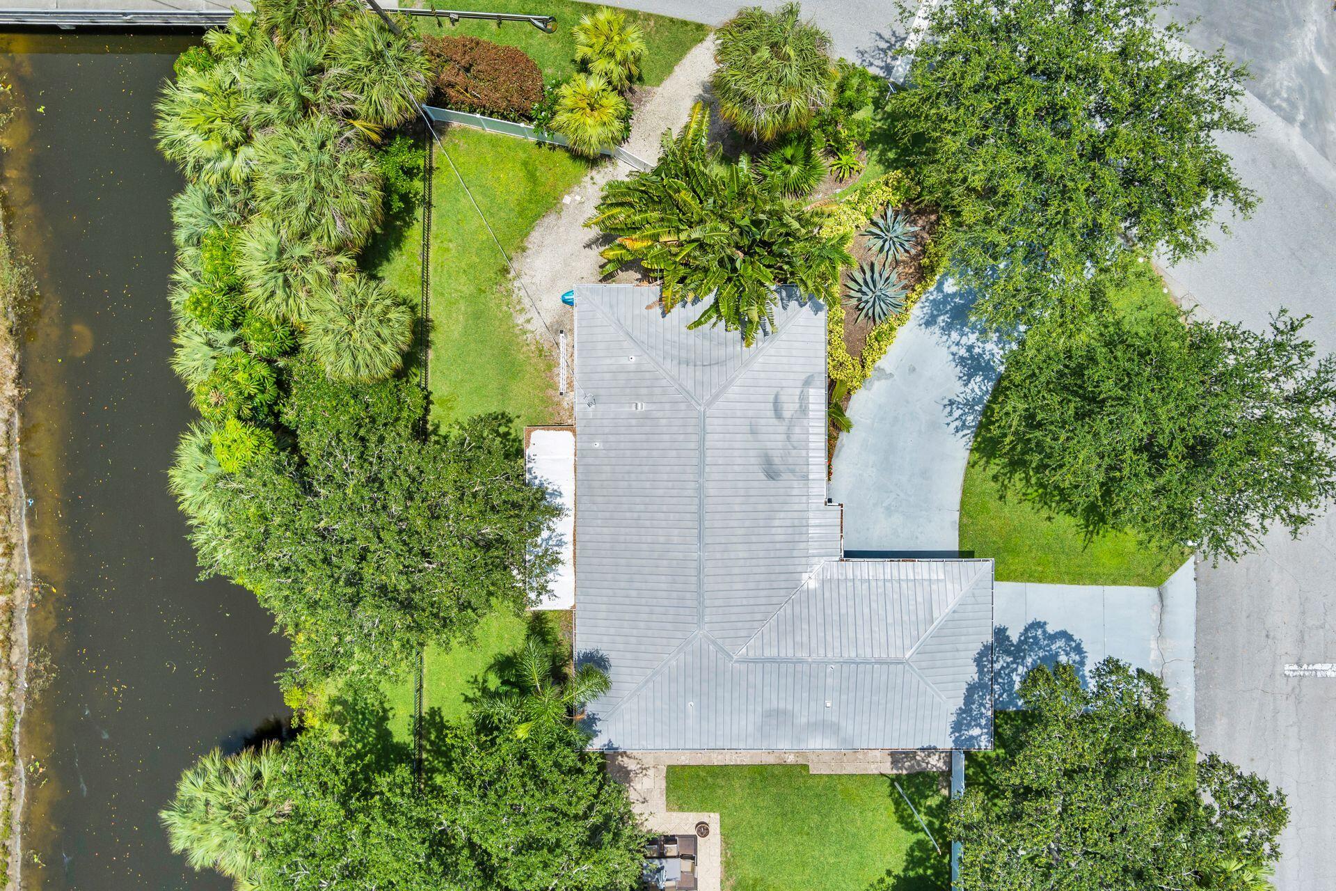 1601 Arlington Drive