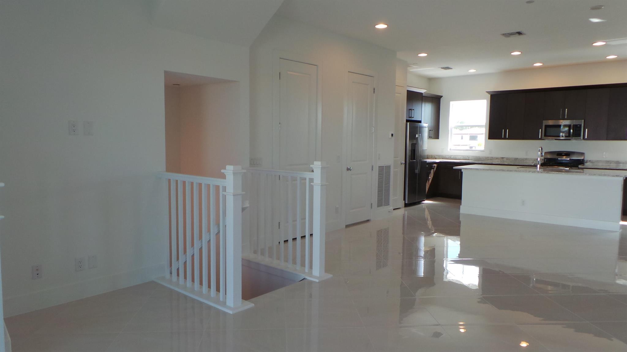 3008 Franklin Place