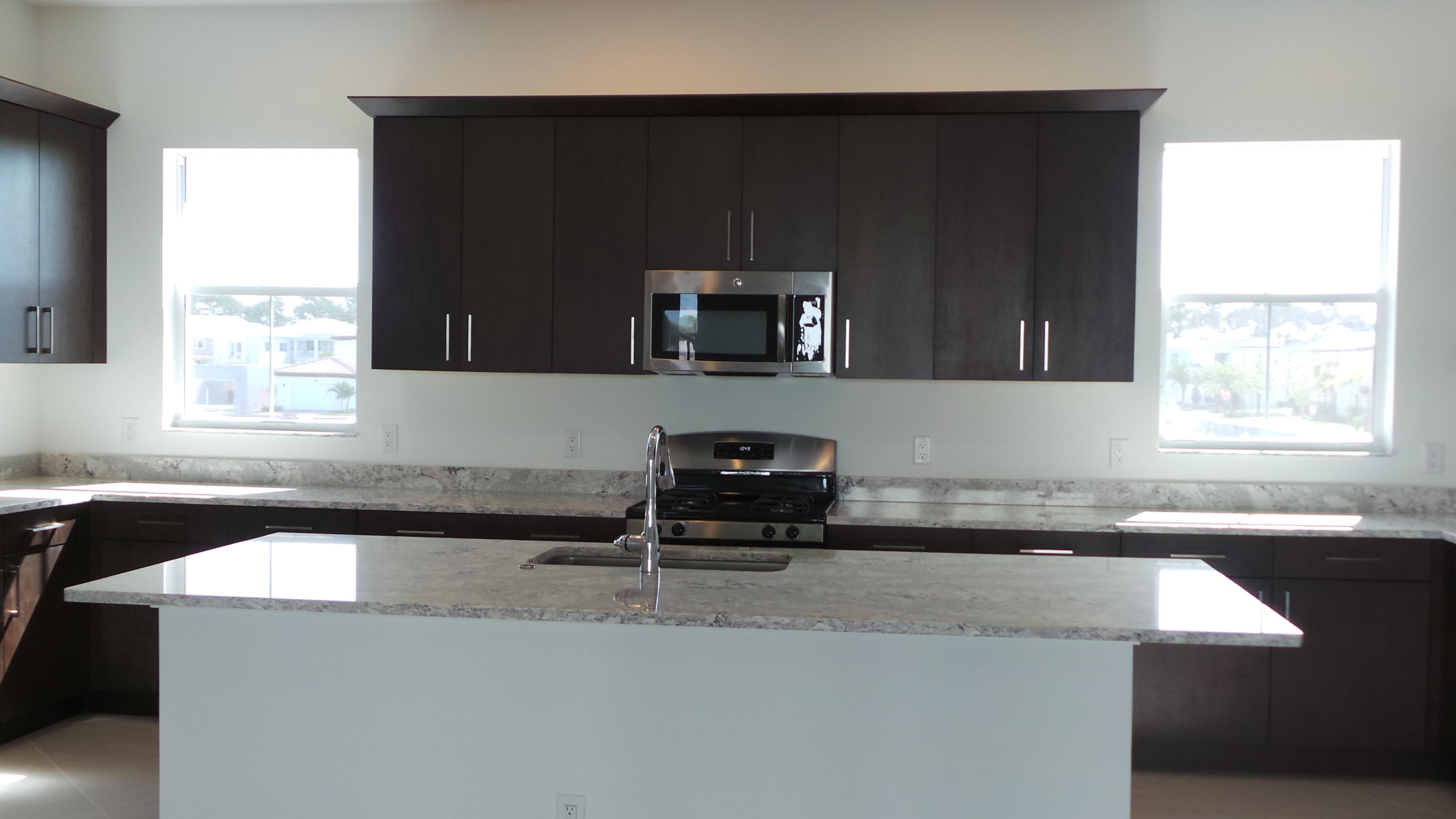 3008 Franklin Place