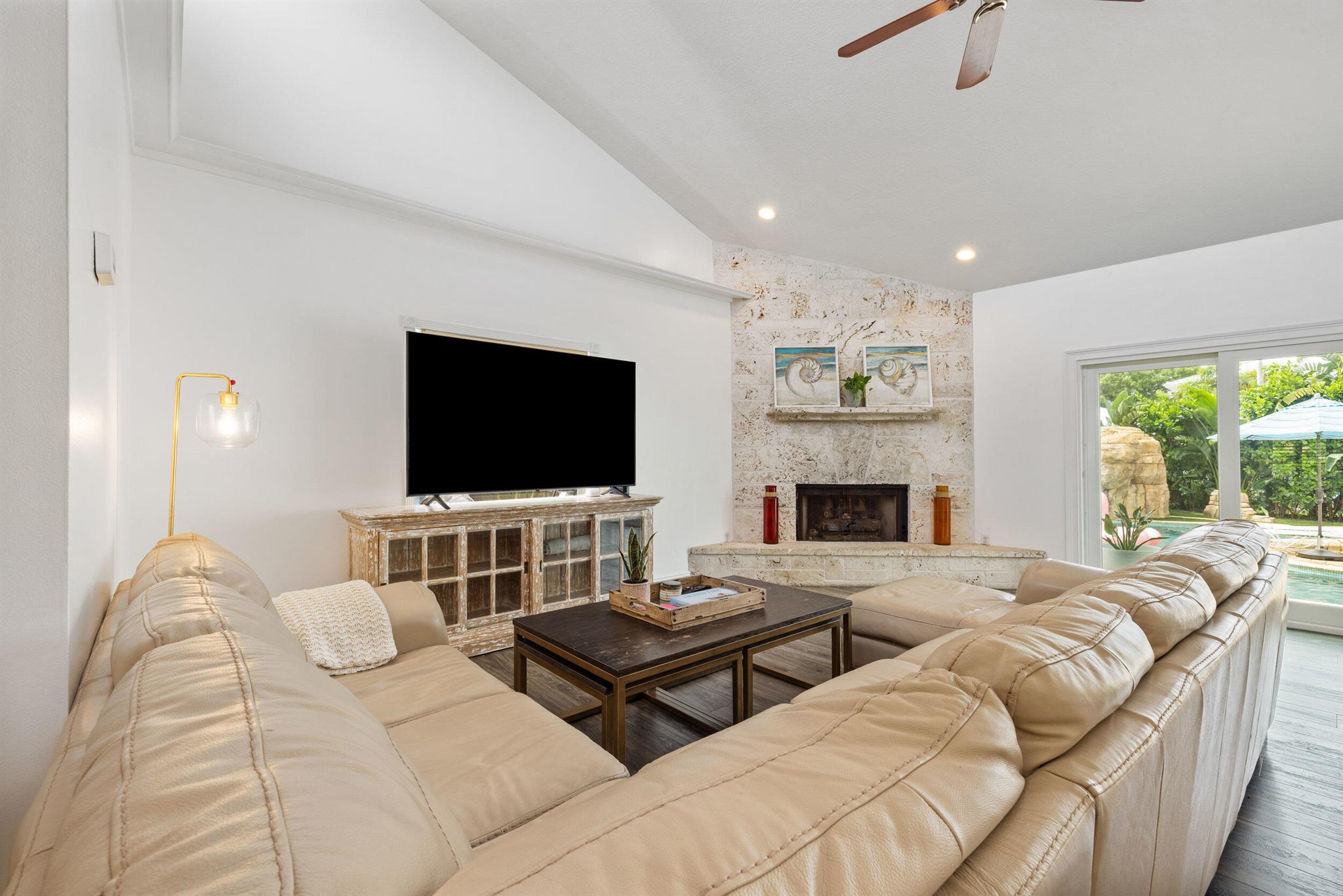 310 Edgewood Drive N