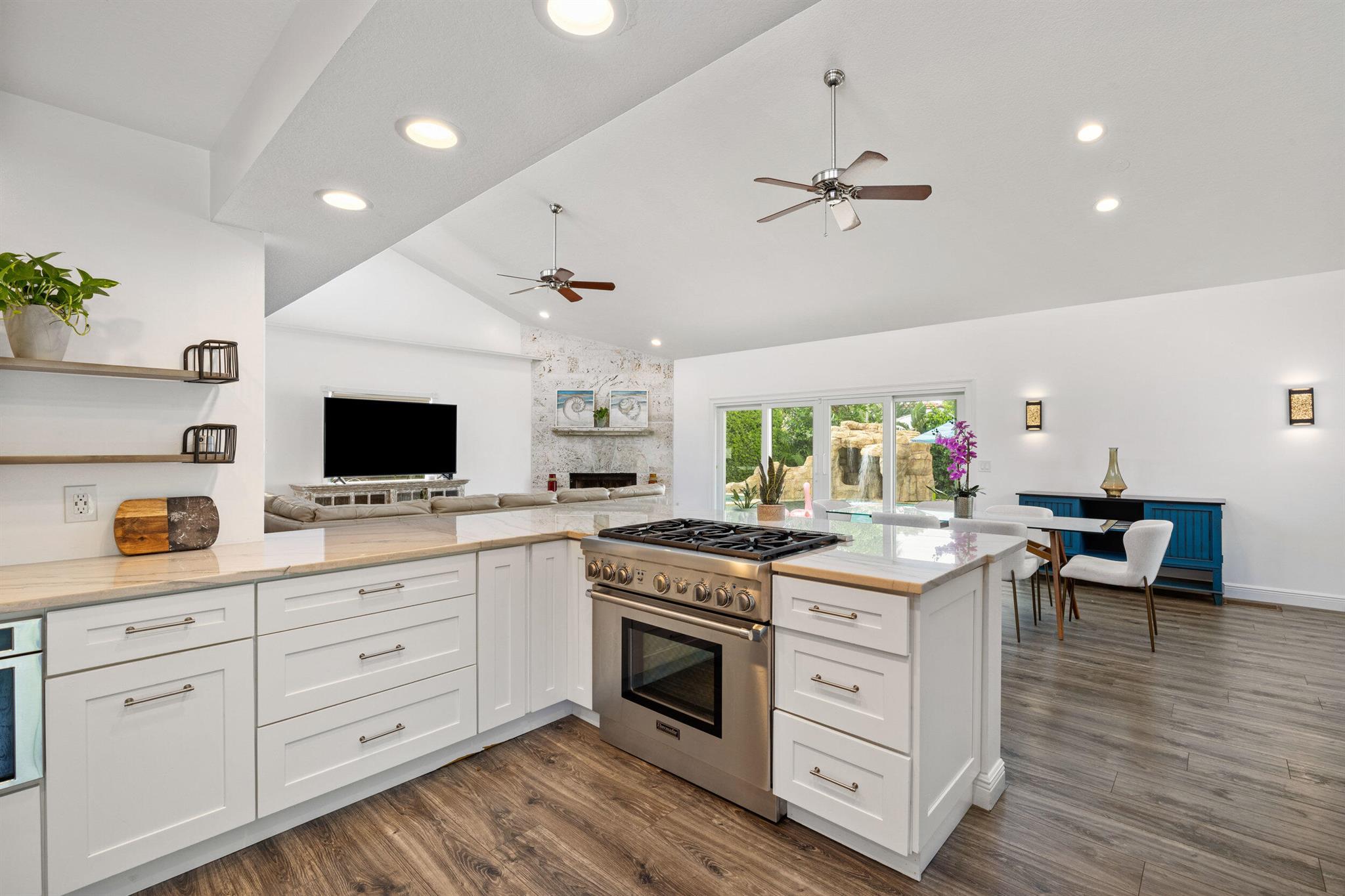 310 Edgewood Drive N