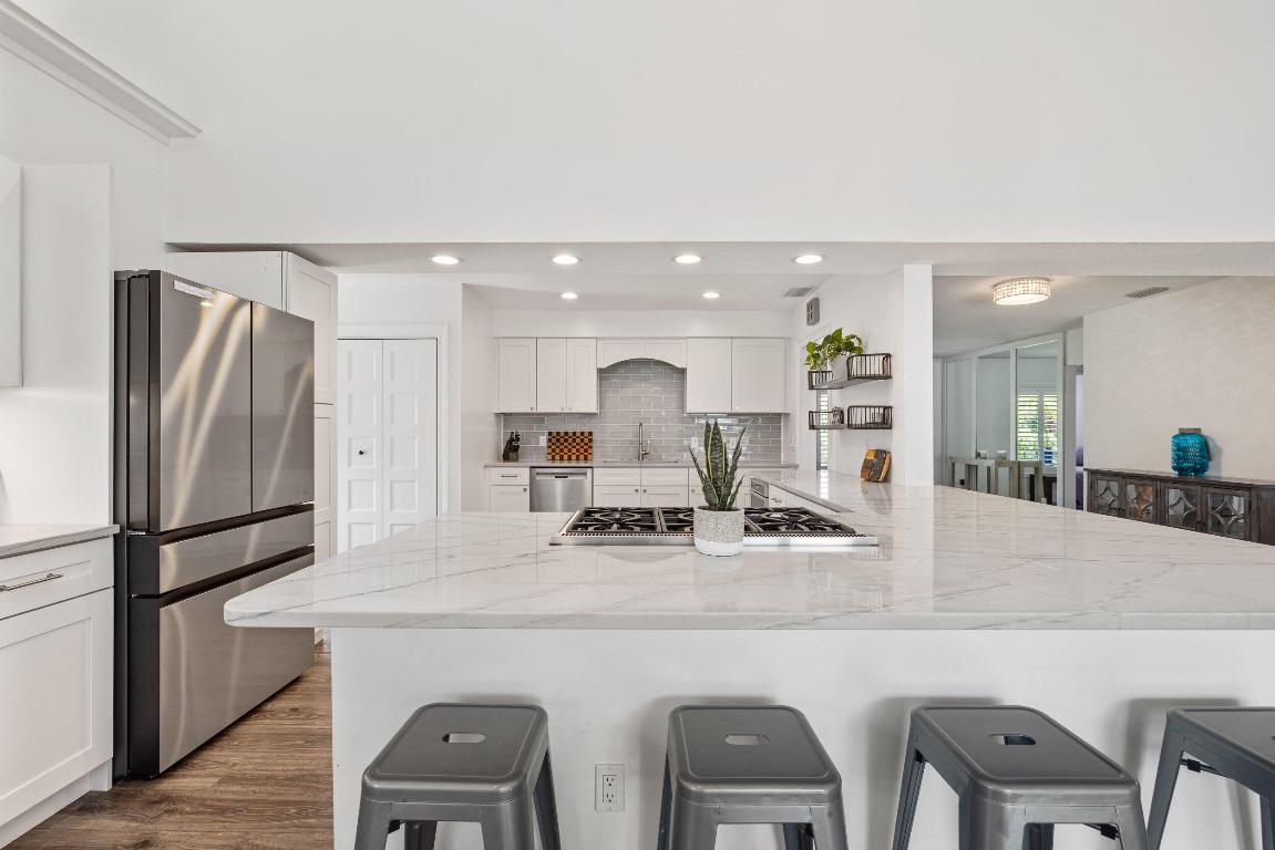 310 Edgewood Drive N