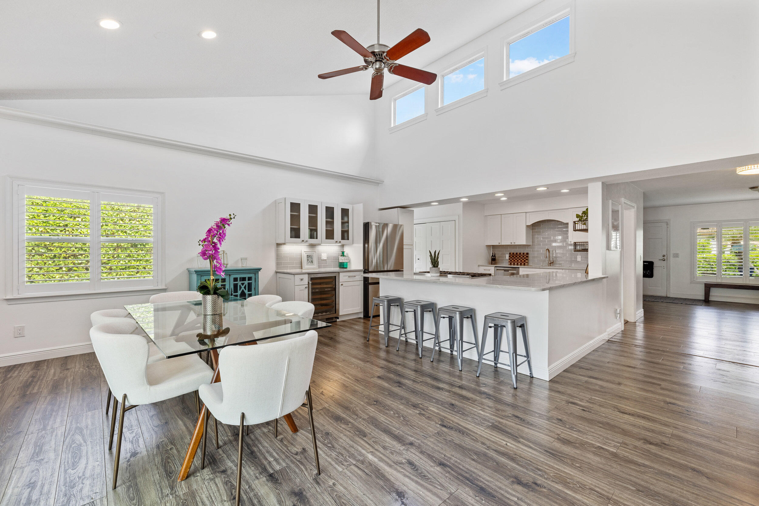 310 Edgewood Drive N