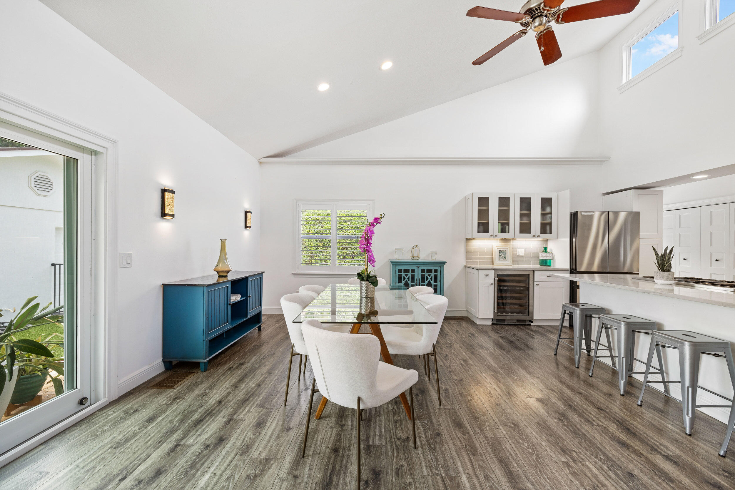 310 Edgewood Drive N