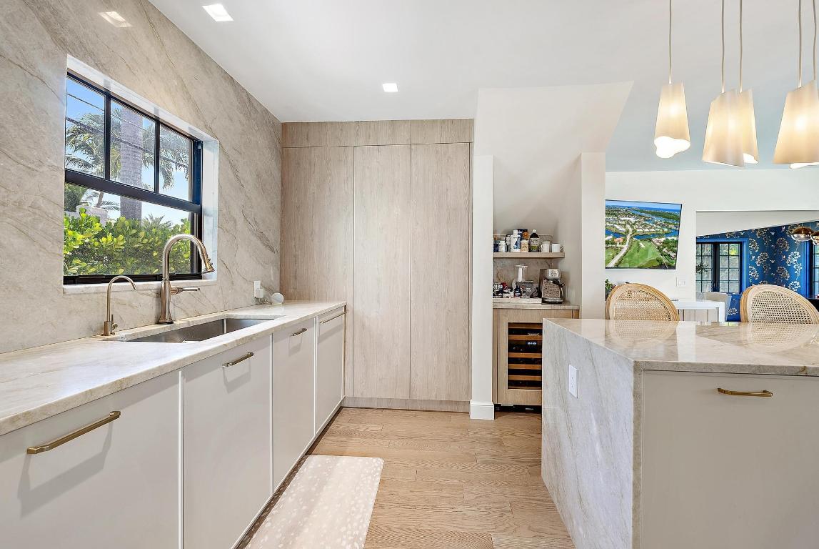 3211 Washington Road