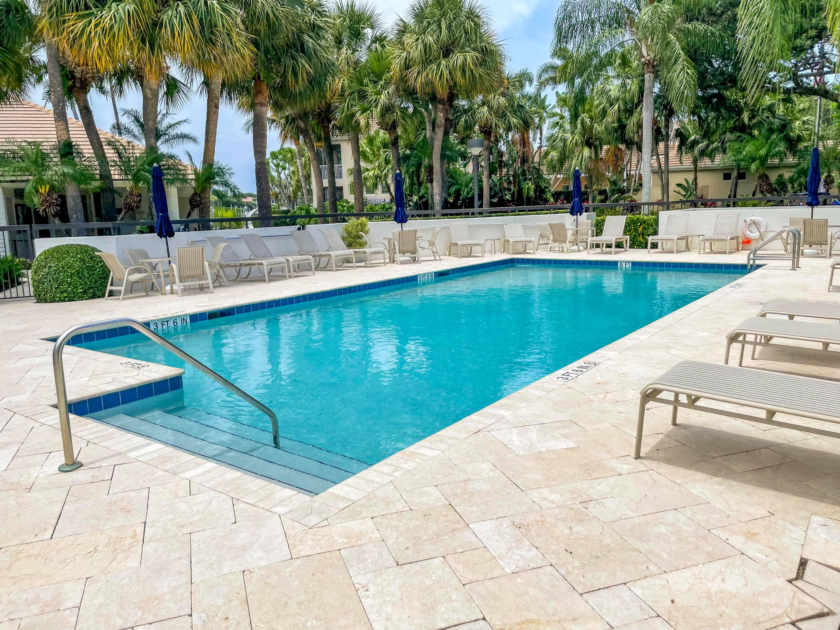 325 Oak Harbour Drive